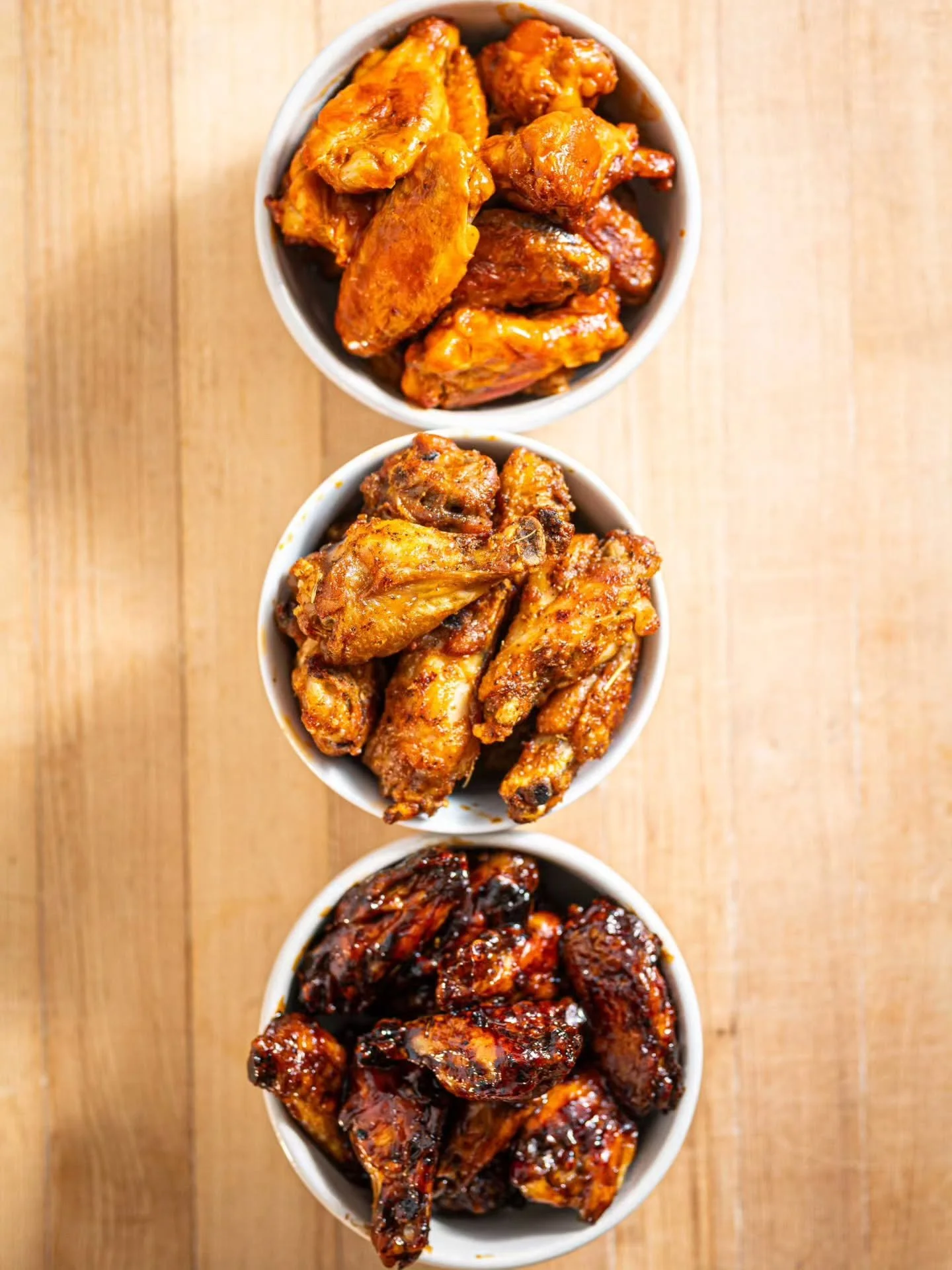 Game day essentials, sorted.
Wings, pulled pork, pulled chicken, slider buns &mdash; everything you need for a winning spread. 🏈🍗

#wings #pork #spicy #superbowl