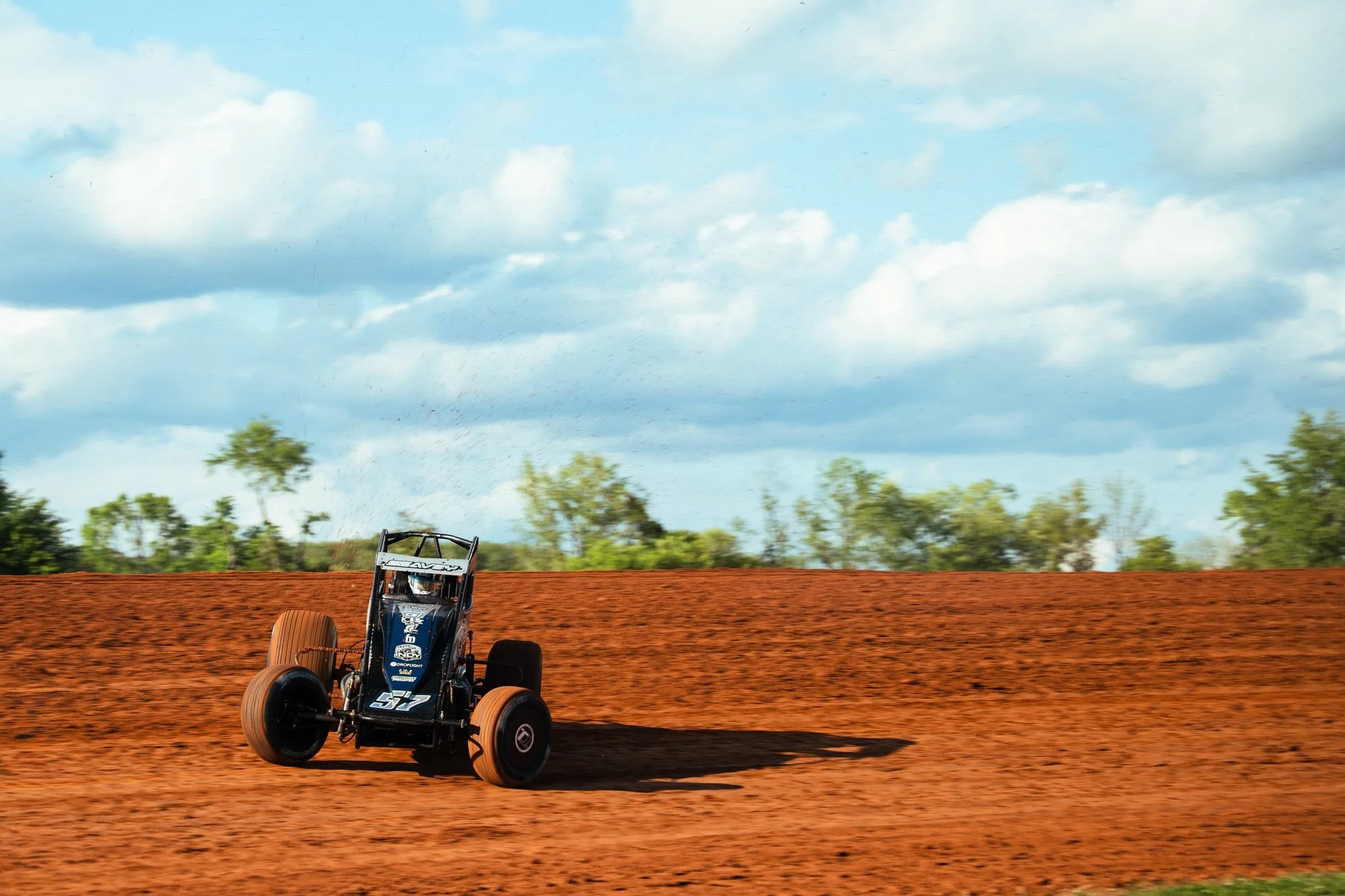Had speed early at Bloomington and maintained a top ten position in a locked down feature. We carry on into today at Haubstadt for night two of our double header weekend!