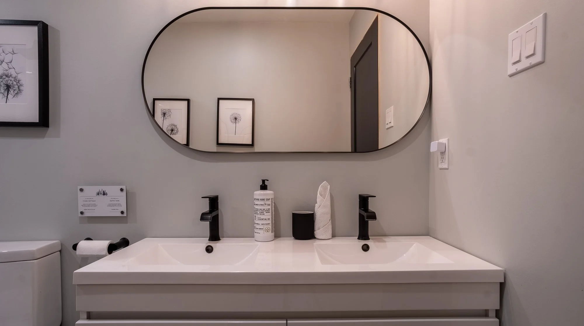 Chalet Baletor-hero shot-sous sol salle de bain-3.jpg