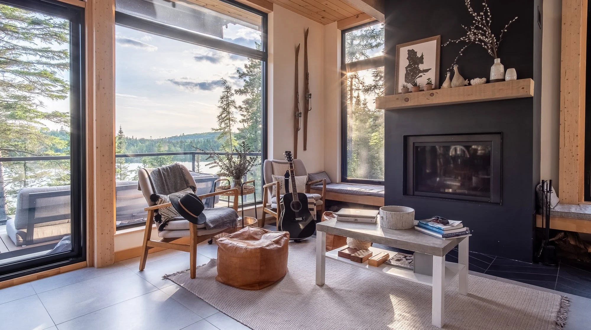 Chalet Baletor-hero shot-salon-1.jpg
