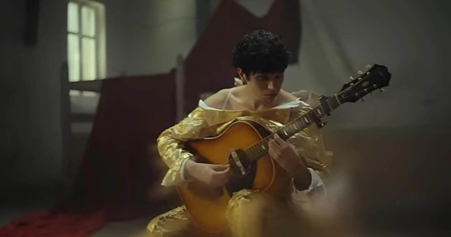 🎥 Music video shoot at @arkstudios_london with the talented Jacob Alon 

@jacobal0n &lsquo;Fairy In a Bottle&rsquo; Live Video🧚🏽&zwj;♂️✨

Commissioned by @studioislanduk

Directors: @jocelyn_anquetil @jacobal0n
Producer: @elliotzee
Exec Producer: 