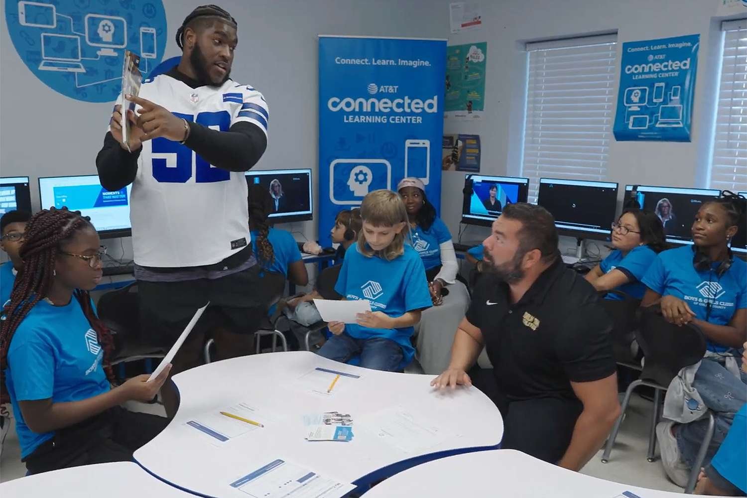 As part of an initiative with AT&amp;T, Booker led a special lesson for students at the AT&amp;T Connected Learning Center