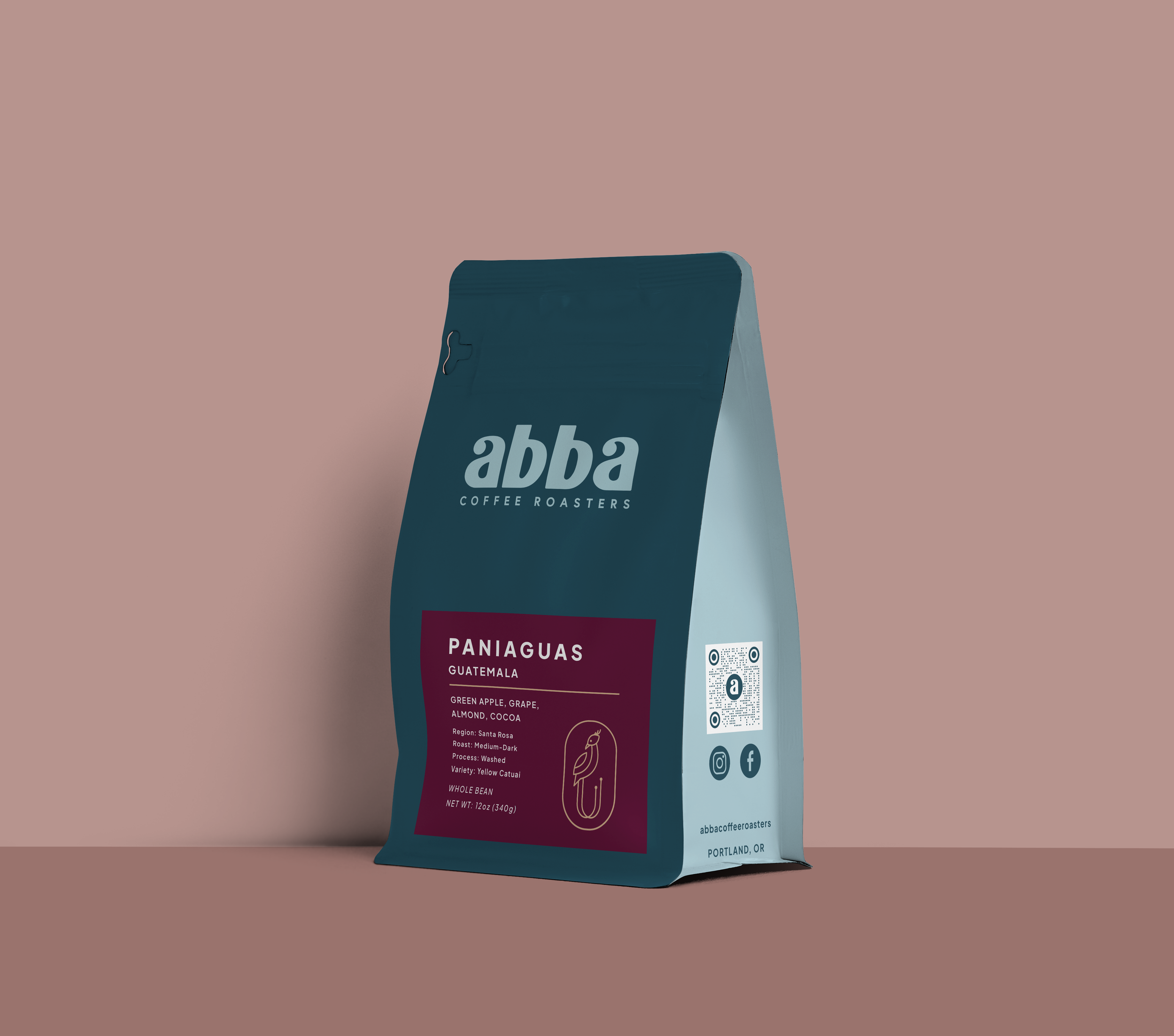 Guatelama_Paniaguas_Pouch_small_04.png