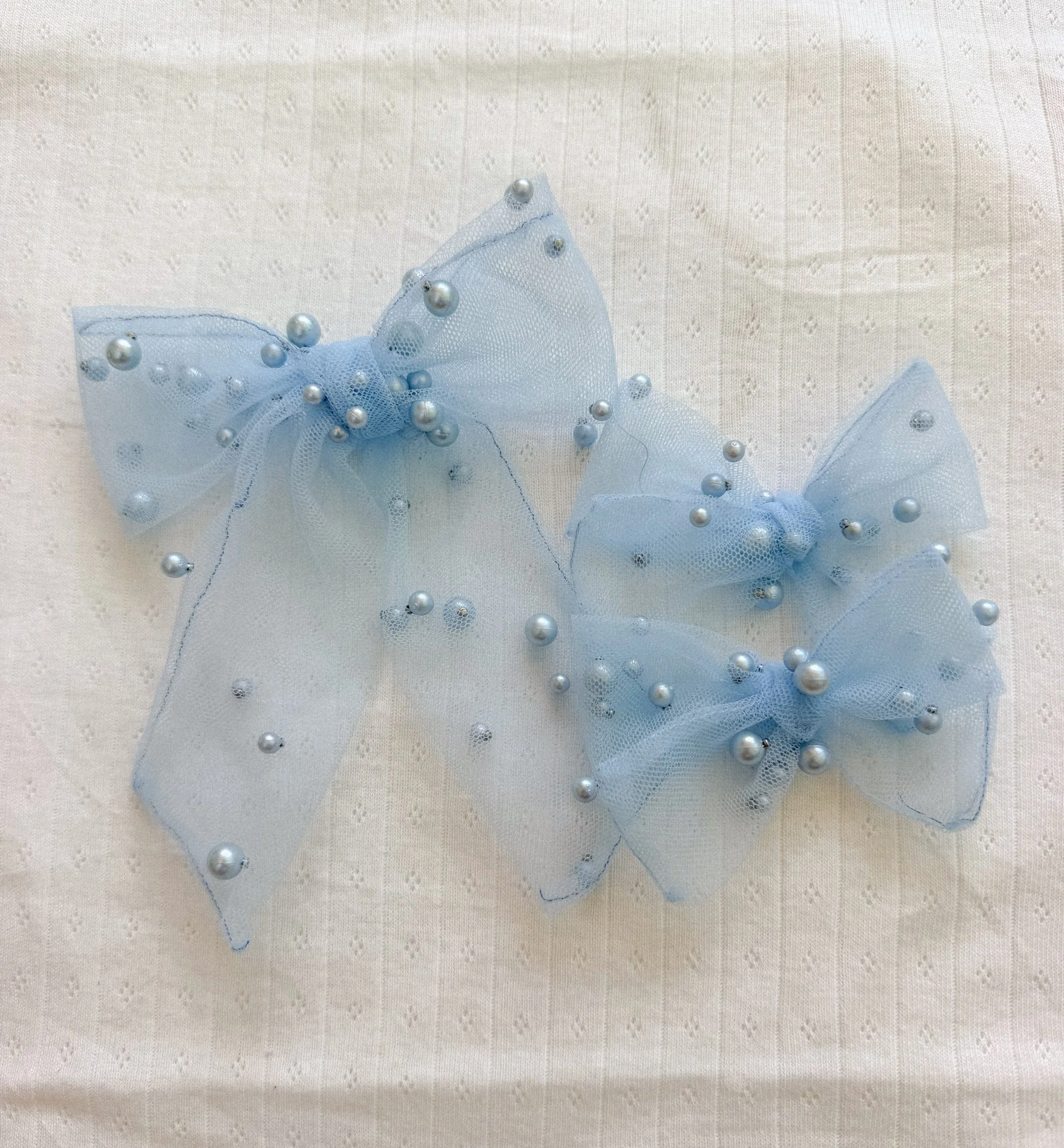 Baby blue pearl mesh