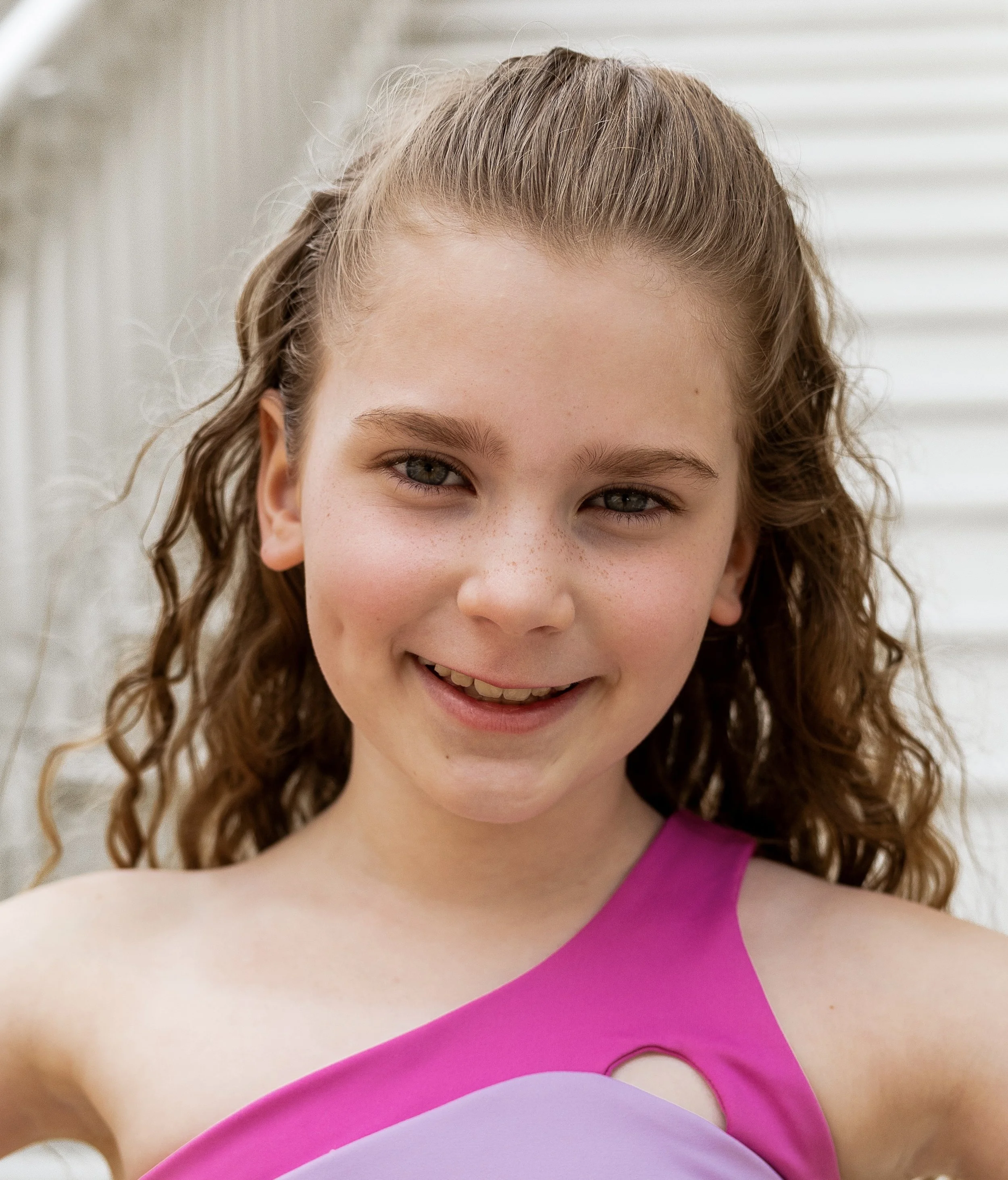 Poppy Adler - Junior