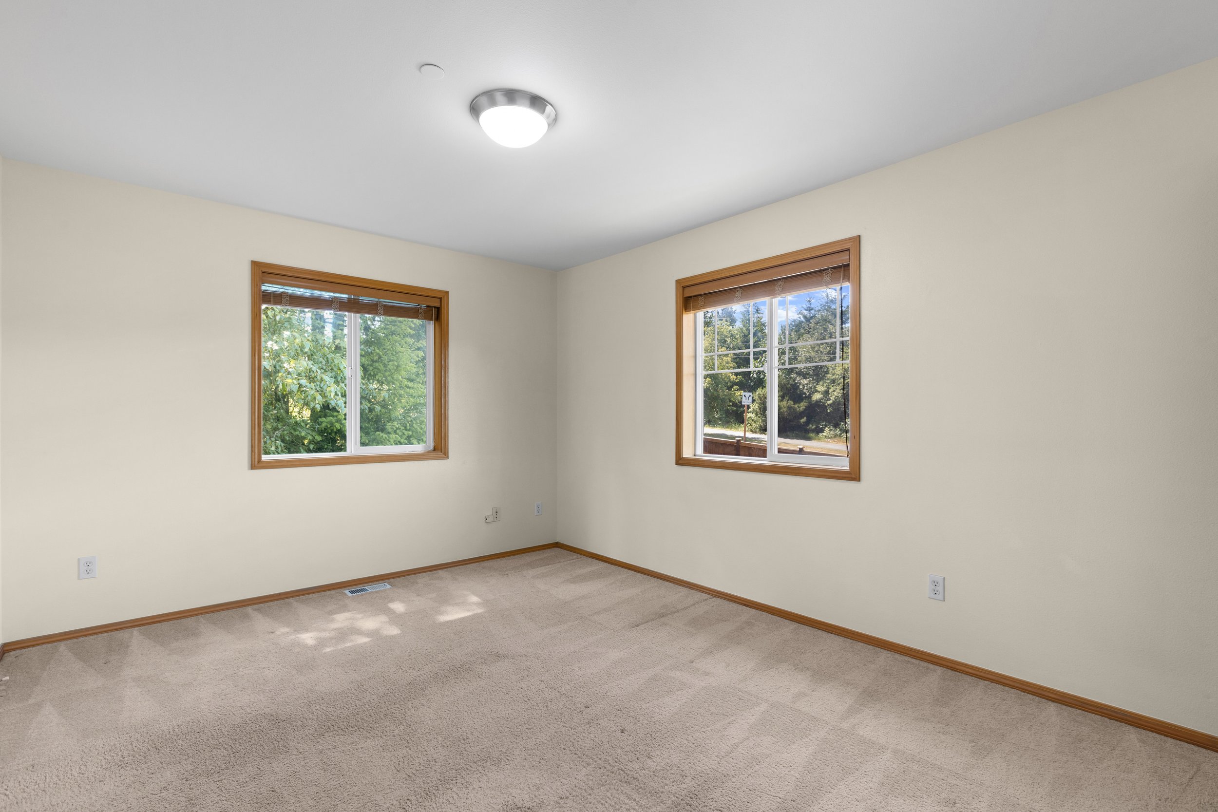 14bedroom2.1.JPG