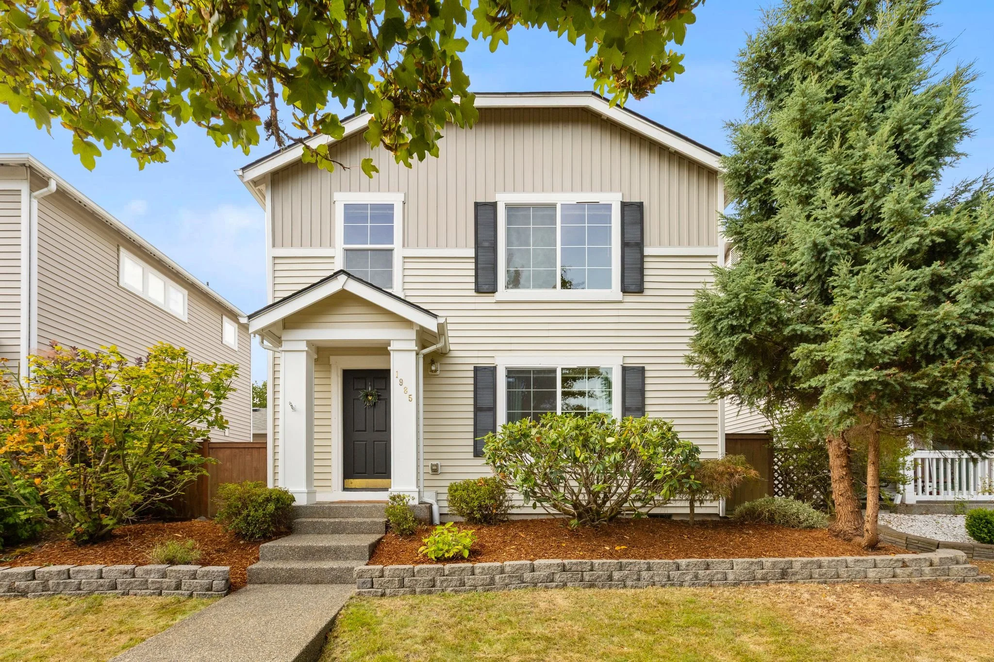 1985 Braget St | DuPont
