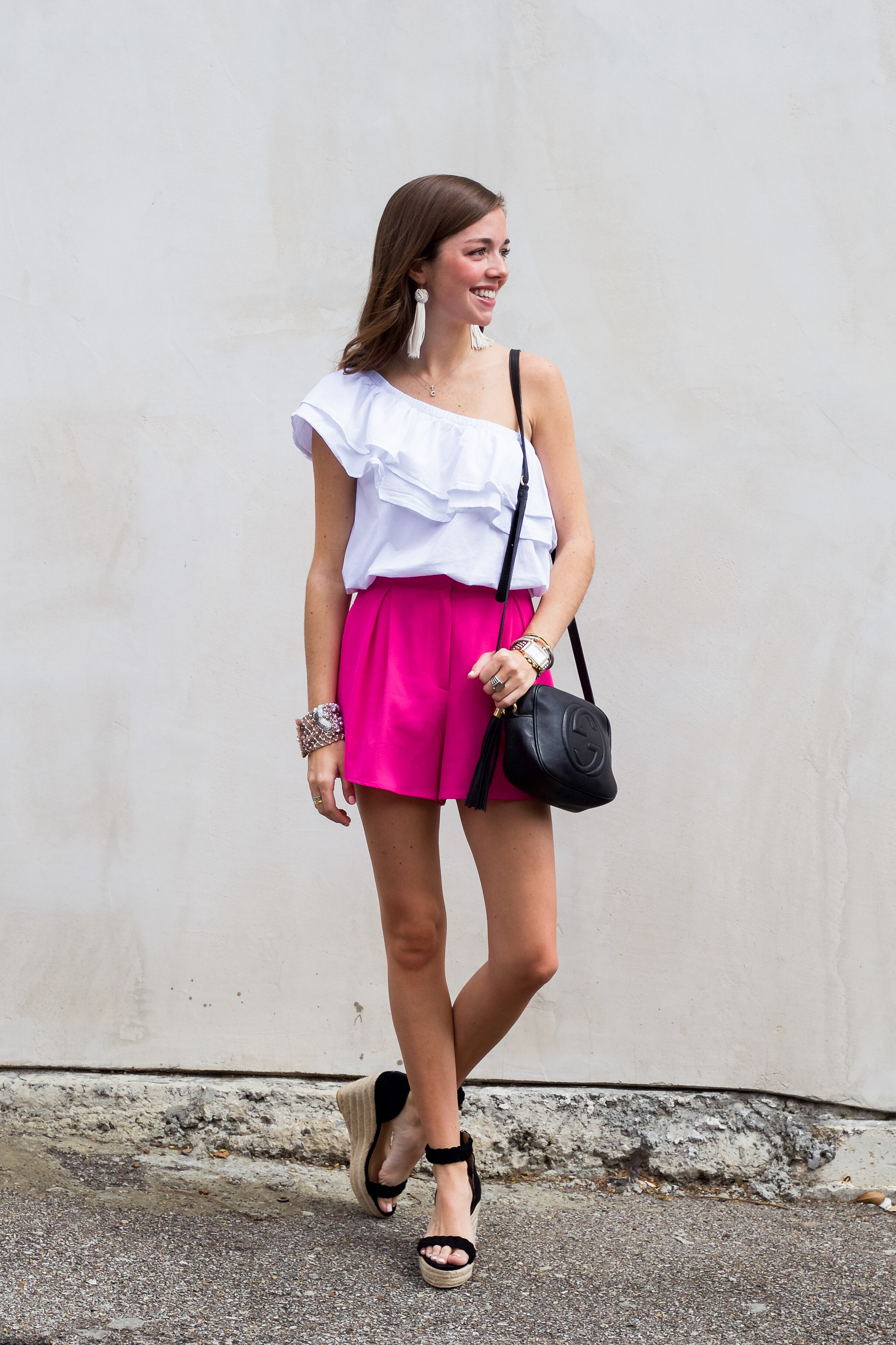 lcb style fashion blogger mignonne gavigan sincerely jules ruffle top (6 of 16).jpg