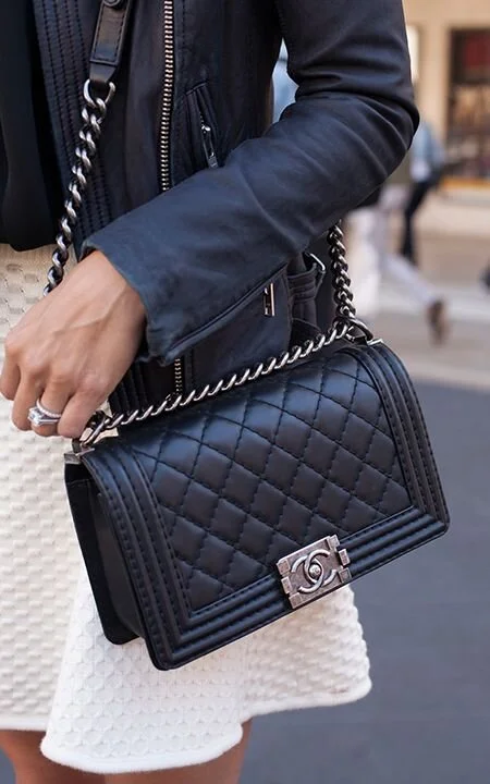 Fashion News: Chanel to Launch E-Commerce