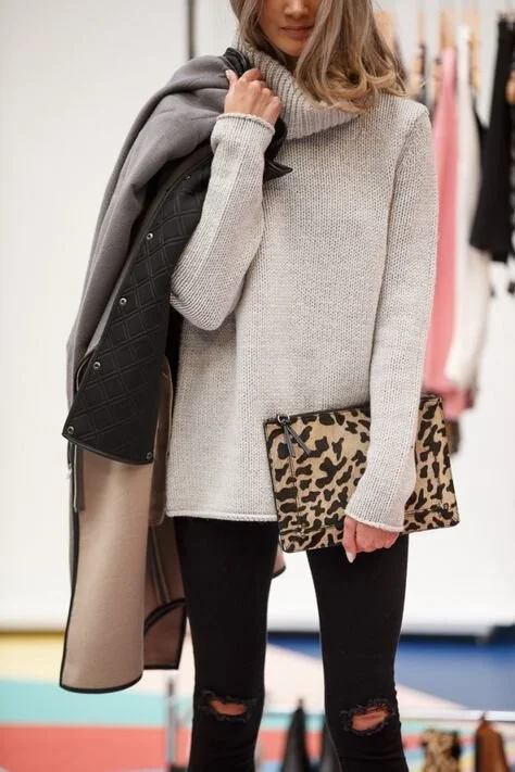 Trending: Leopard Clutch