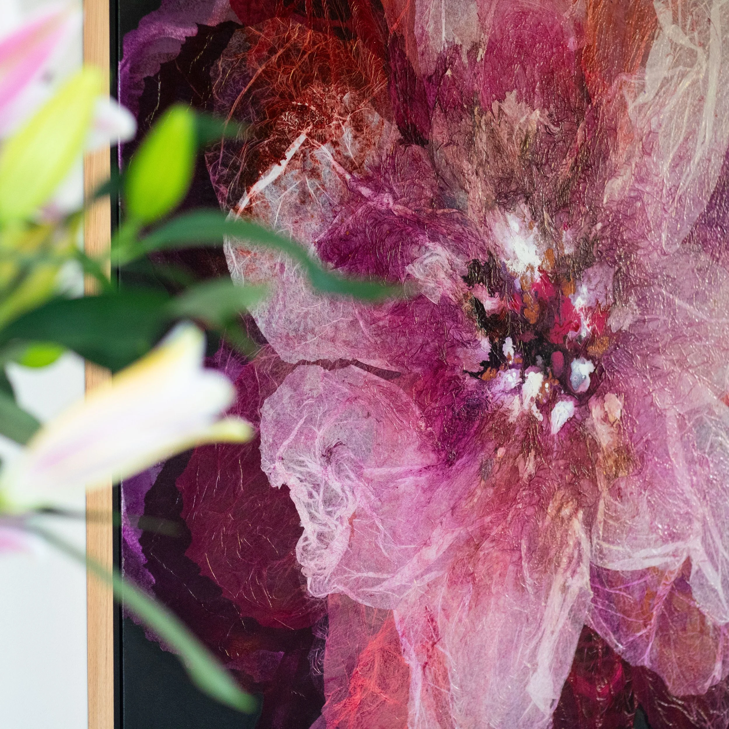 WAVE

Antoinette Verweda's @antoinetteferwerda is an absolute feast for the eyes. I did warn you that you never leave empty handed! My client selected this gorgeous artwork, as part of the Poppies range. 

It's a fabulous pop of colour that is strate