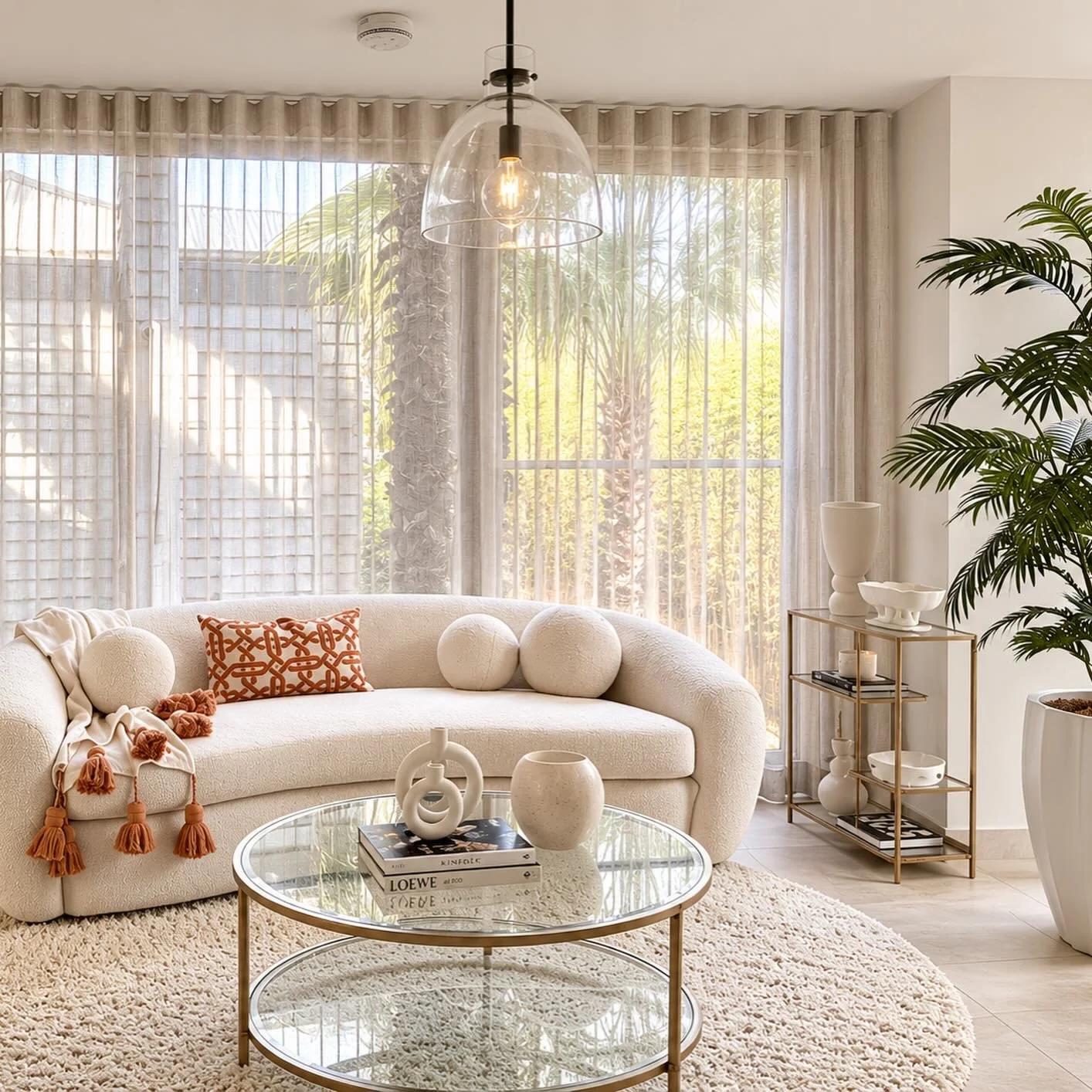 WAVE

A space designed for slow mornings and quiet rituals.

Our client wanted somewhere to sit with her coffee, unwind, and feel completely at ease.

Soft curves, warm neutrals, and that gentle wash of light through the sheers&hellip;just the right 