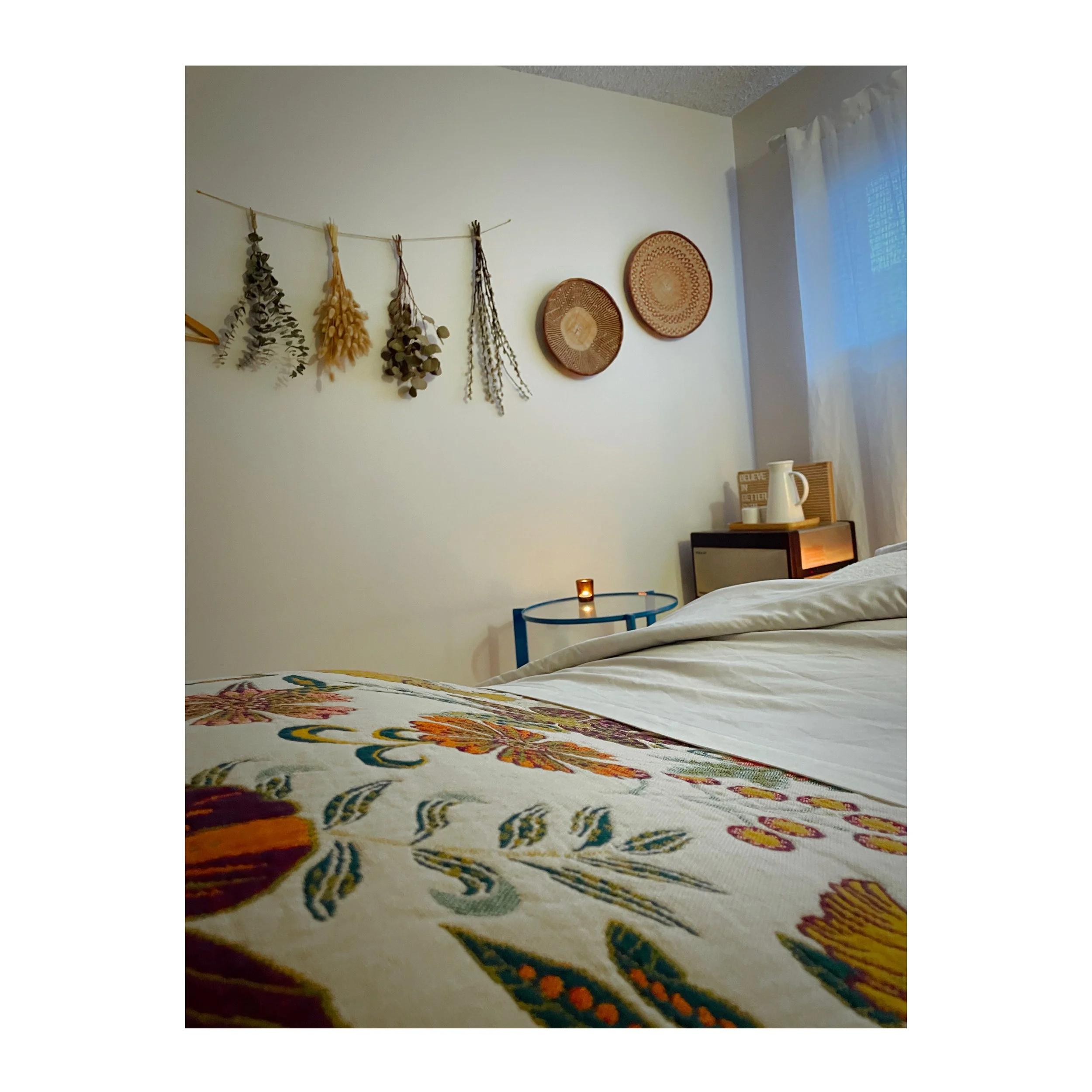Holistic Skin Remedy. Gua Sha Facials, Acne Specialist, Capitola, California. Microdrmabrasion. Dermaplaning. Peels. Extractions. LED Light Therapy. Body Waxing. Acne Expert. Extractions. Teen Facials. Face Reality Skin Care. Santa Cruz,