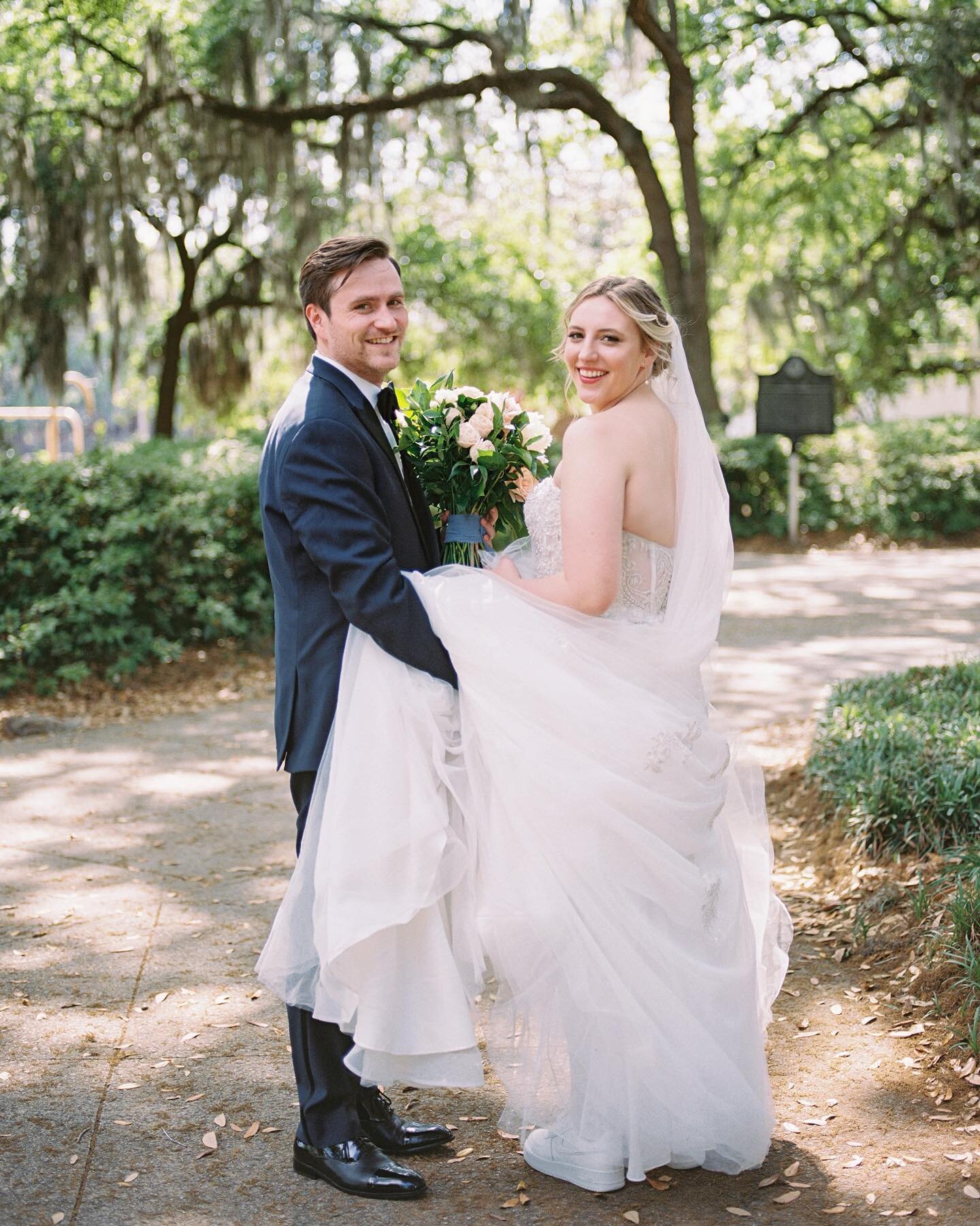 Anna and Logan had to postpone their wedding in Savannah a full year. The day before the forecast called for lots of rain. Regardless of every obstacle these two knew their wedding would be everything they hoped for. (Btw it didn&rsquo;t rain, thanks