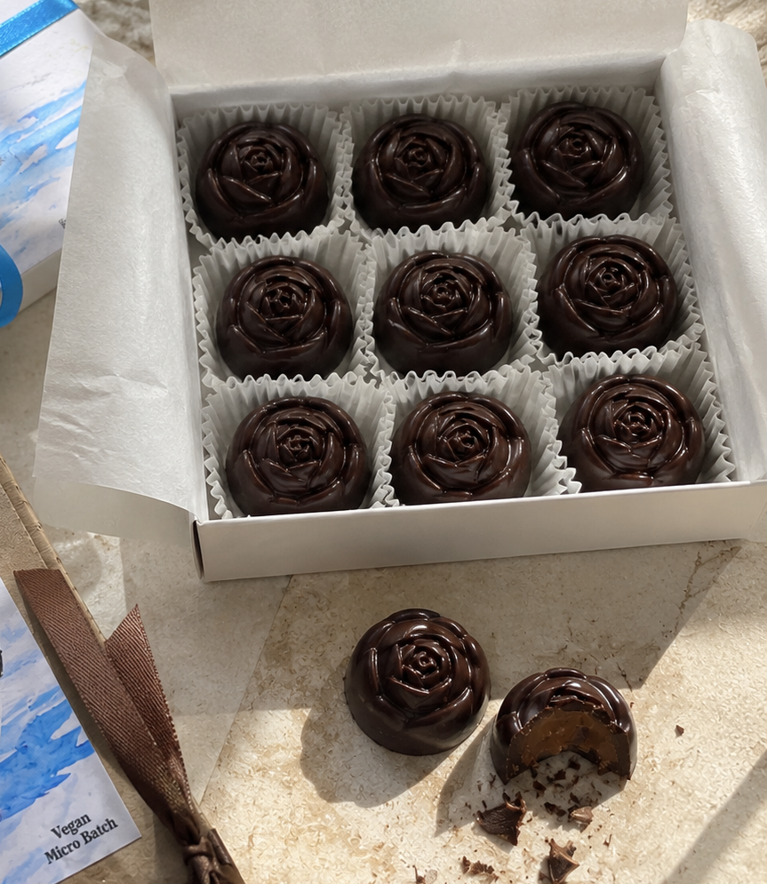 9 piece bonbon box.png