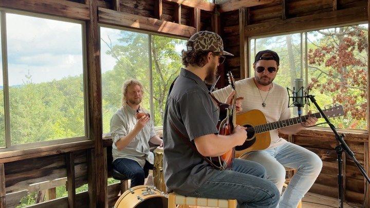The Firetower Sessions // Copperhead Blues (Live) Out Now. 🐍

Paid my buddy @john_trufant a visit to play some tunes out in the Blue Ridge. ⛰️ Here&rsquo;s the first of a couple we captured live from the Firetower. Click on link in bio to watch in f