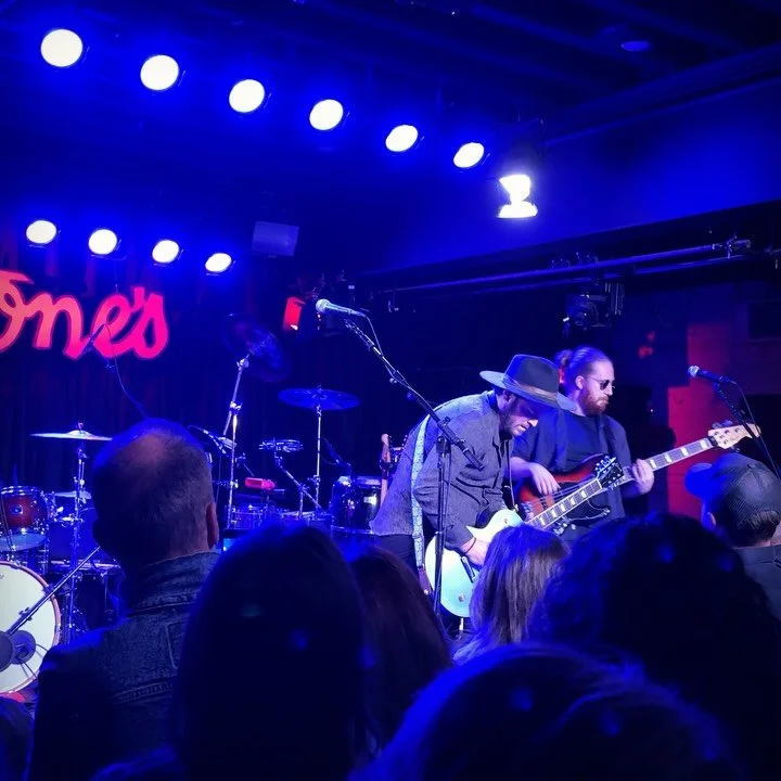 Still on a high from our show last weekend at the home of the blues. &ldquo;The Night&rdquo; is one of my favs to play live. Gets me in the feels every time. 🌌 You can check it out on our album &ldquo;Glow&rdquo;. #shredon⚡️ 

📷 #2 @stan_martin_pho