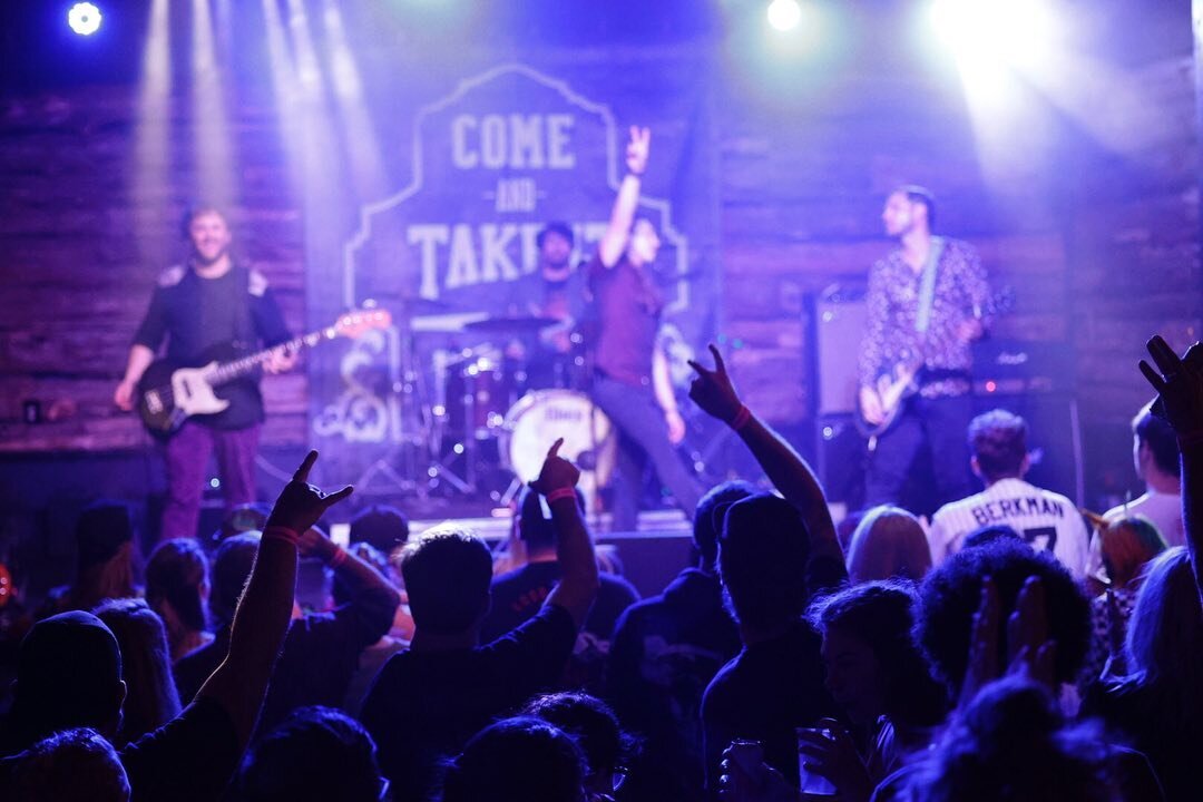 Last night in Austin was stellar, much love! 🤘 💥 

📸 @marjorieparkeratx