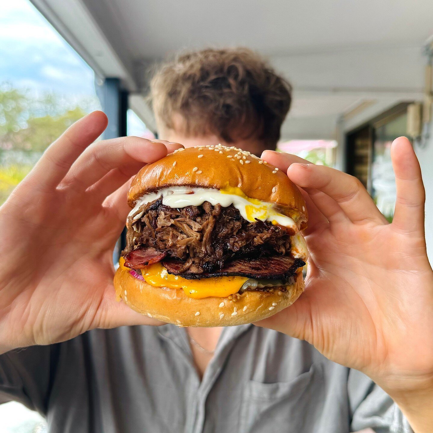 Everyone needs a comfort food night 👌🔥 A Mr. Mustard is the perfect way to relish in them comfort vibes - just take a look at this.
.
.
.
#🍔 #burger #burgers #brisbane #brisbaneeats #brisbaneburgers #burgerporn #foodporn #cheese #cheeseburger #che