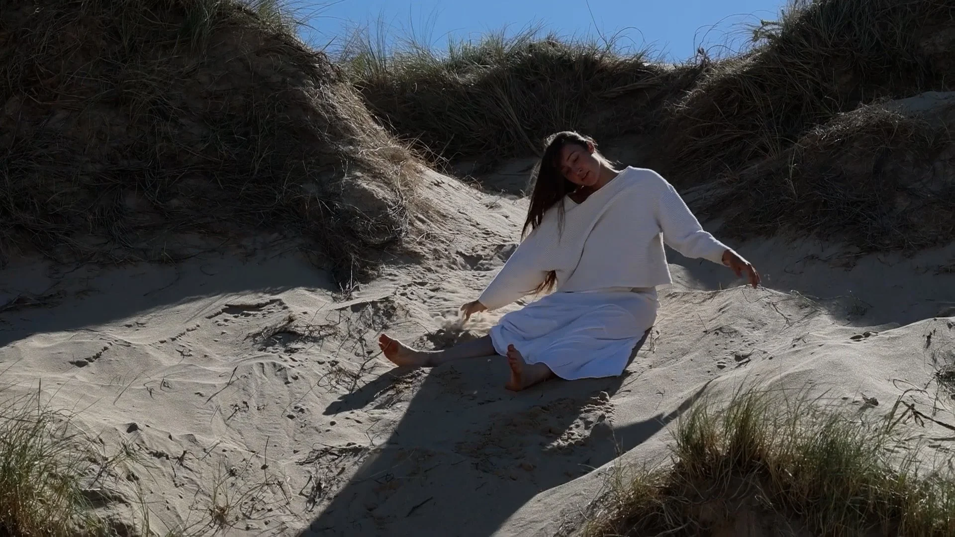 Trace Loop 1.00_02_12_13.Still001.jpg