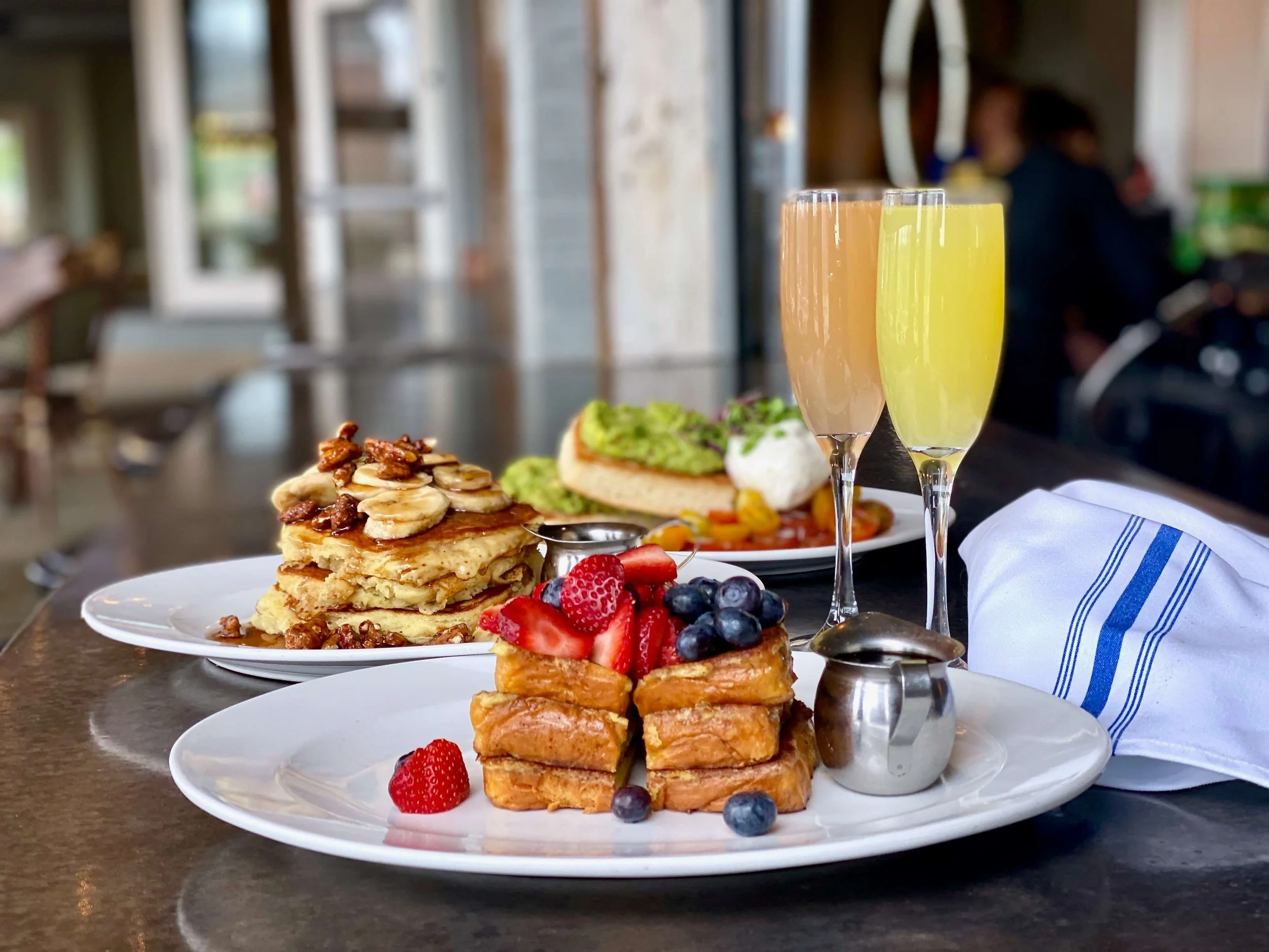 Asheville — Leo's Italian Social