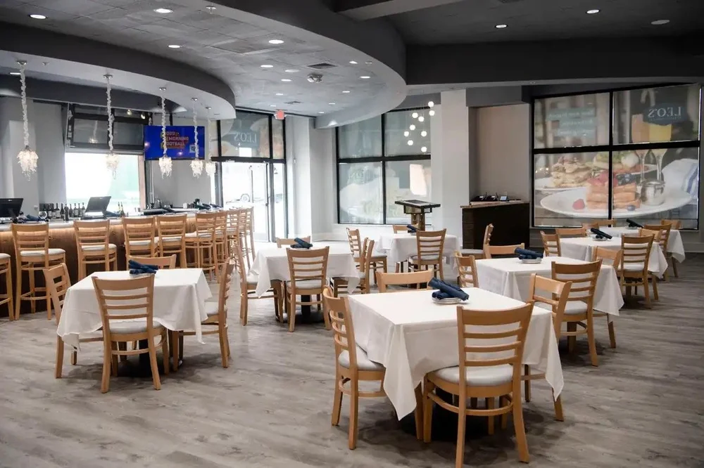 Asheville — Leo's Italian Social