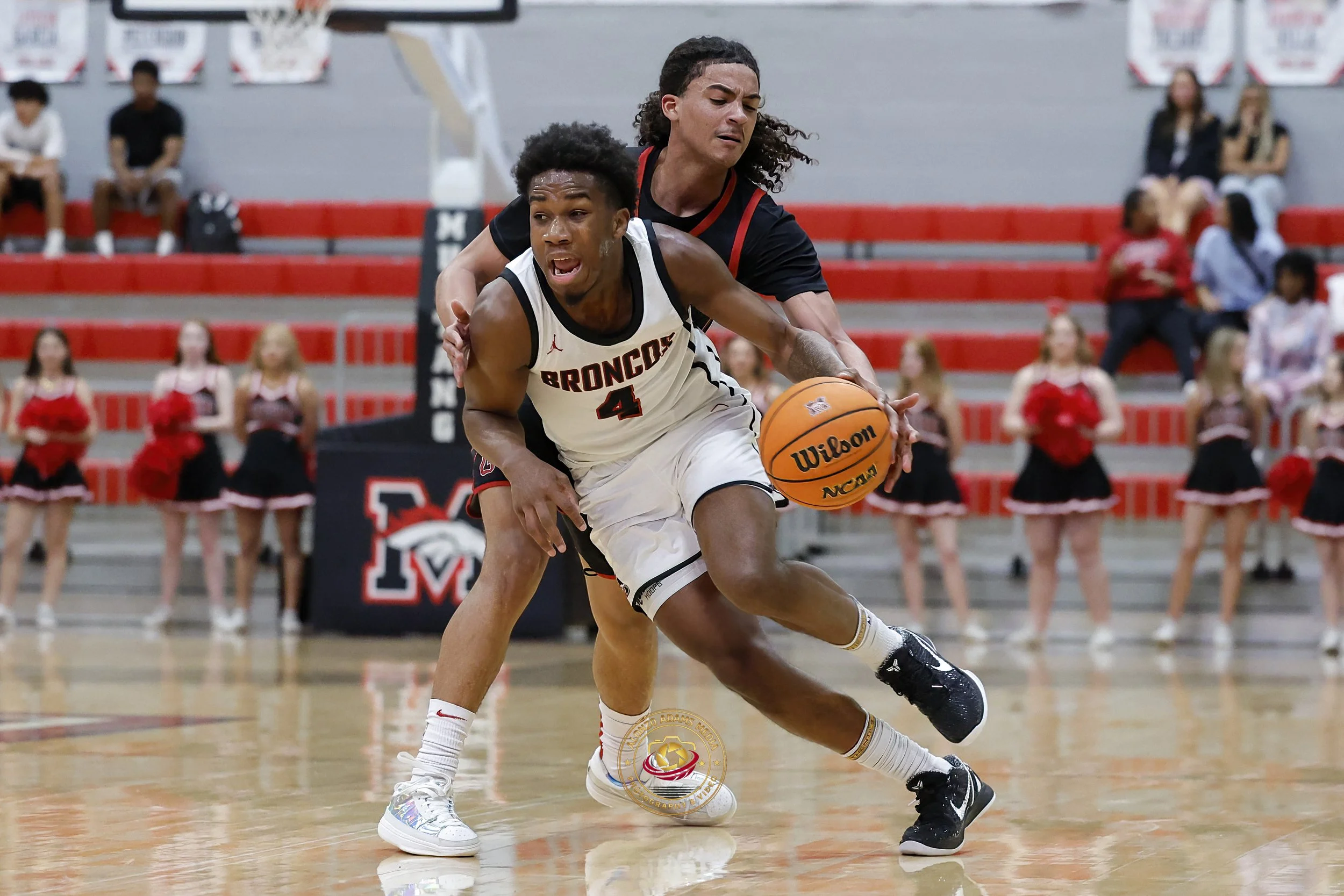 Mustang Broncos Boys Basketball are 6A Regional Champions!