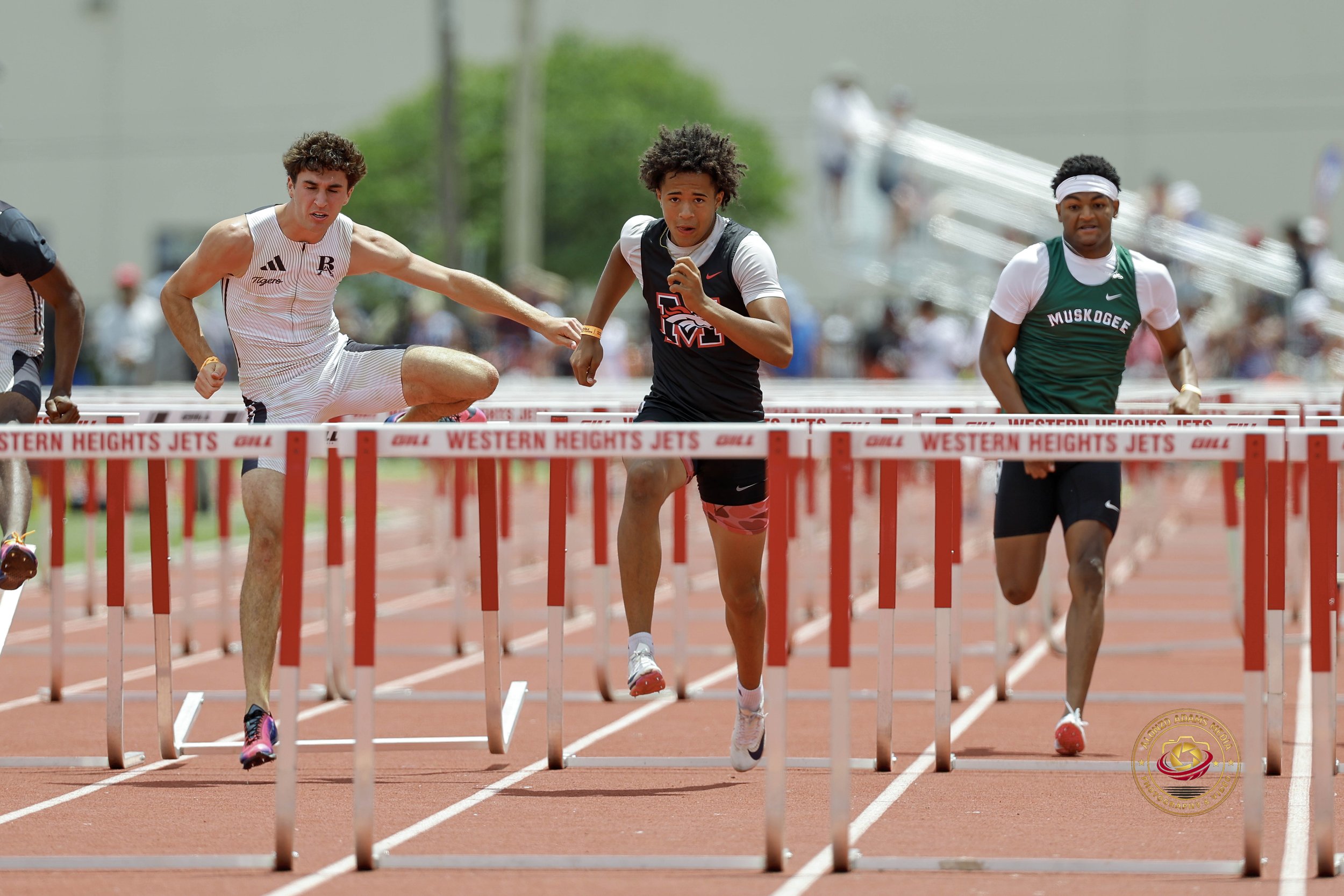 Mustang’s Jonathan McCorvey Broke A Record and Wins OSSAA 6A 110 Hurdles State Championship