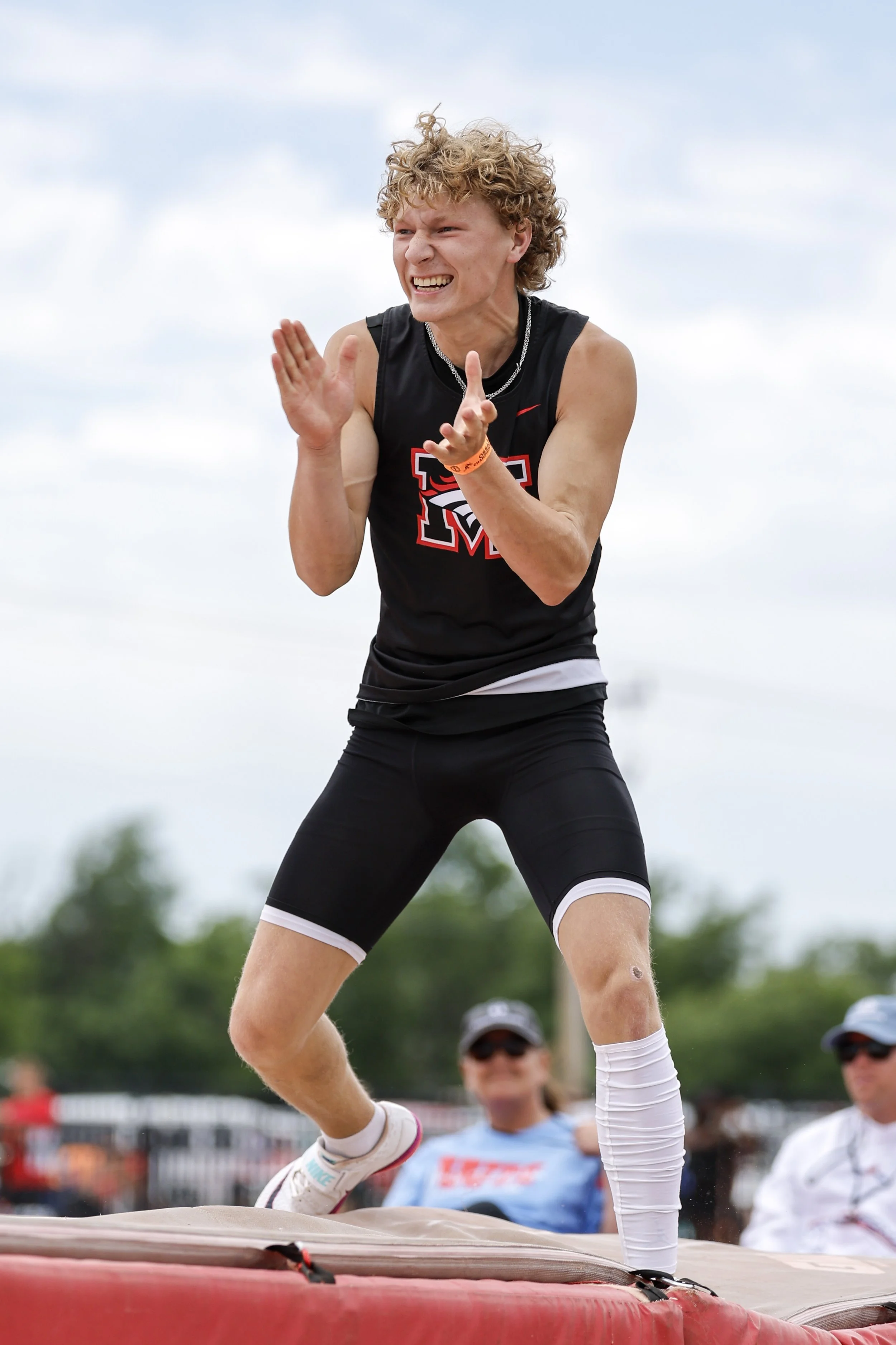 Mustang’s Brayden Cox Claims 2026 OSSAA 6A Boys High Jump State Title