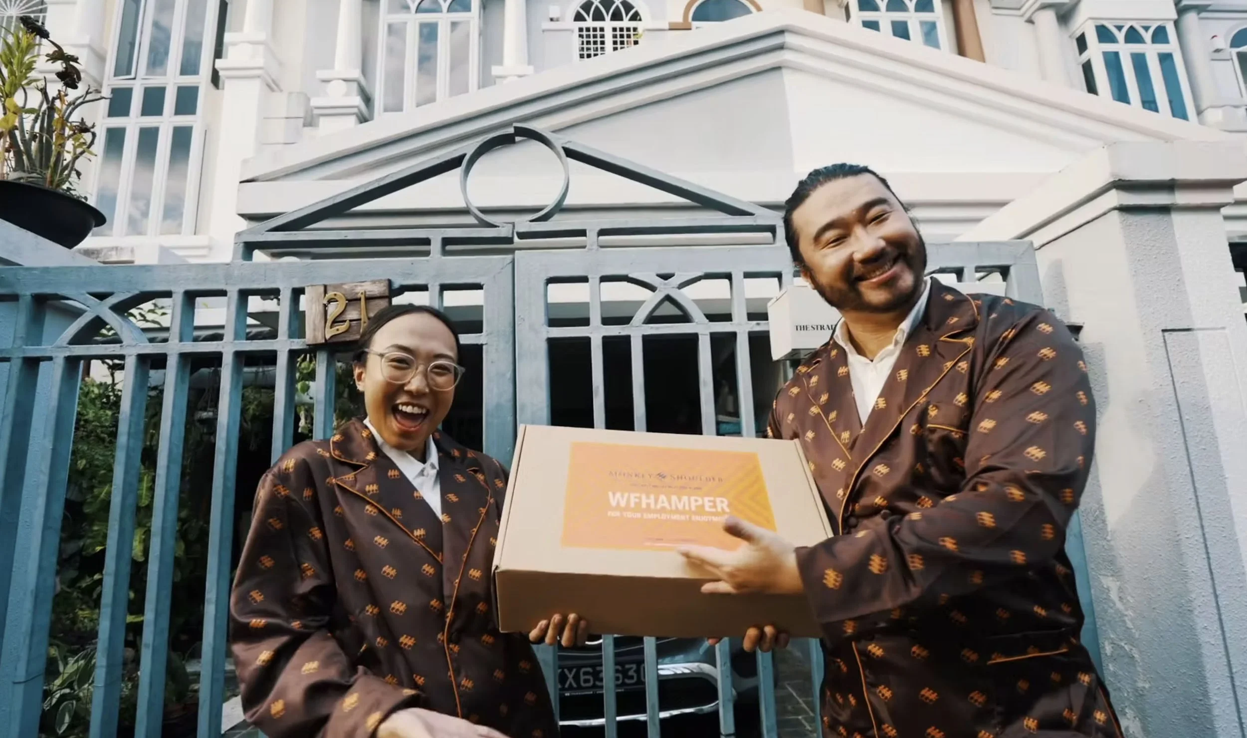 Monkey Shoulders | PJ Suit Giveaway