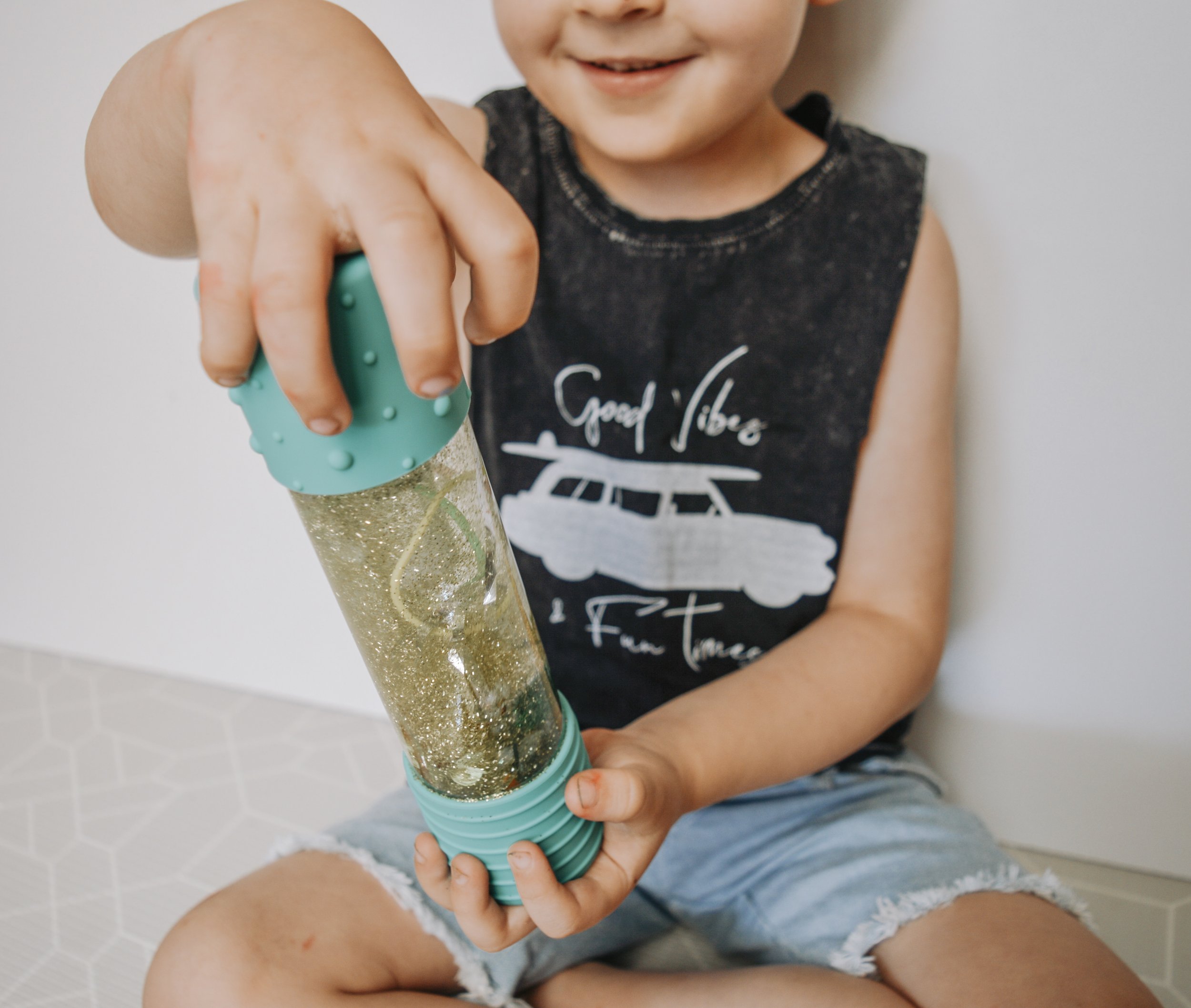diy-calm-down-bottle-mint-lifestyle-jellystone-designs-3.jpeg