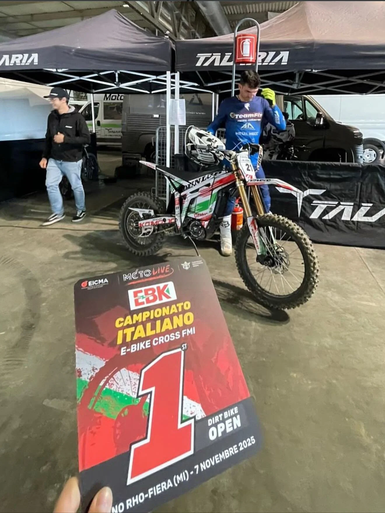 Numero Uno! #1 Gas Electric Qualifier.

The only electric in the field, with fastest lap time.

KOMODO KOMODO KOMODO