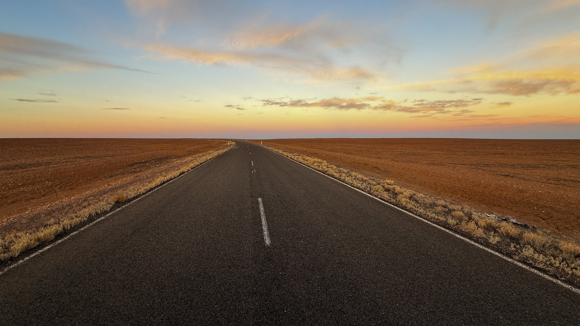The Kempe road at dusk @ SA, Coober Pedy