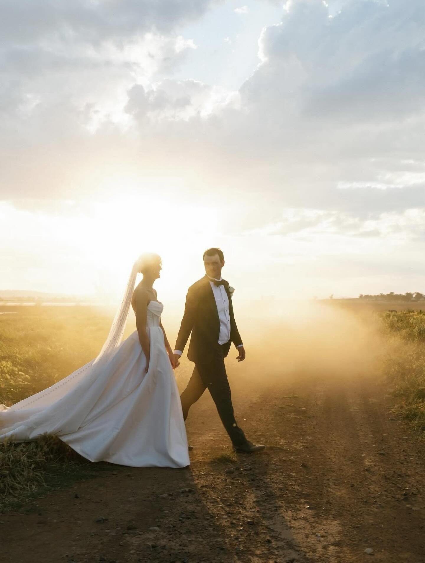 Last week we did a gorgeous wedding out near Tamworth for Jeremy &amp; Jekka. This one was a bit of a milestone for me (more to come on this). 

I think we planned most of this wedding in 8 weeks, considering it was in a town where I didn&rsquo;t alr