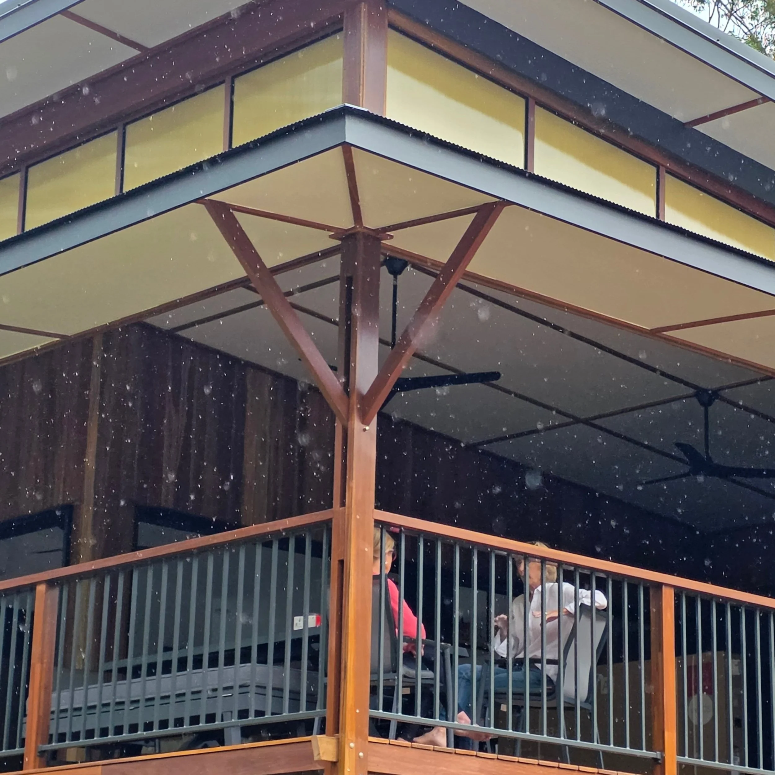 Clients enjoying their new deck on a raining day. Project nearing completion.  Fantastic build quality + detail with all involved with the project. Clients are going to have a stunning small house to live in.
@gdsconsultingengineers @baahousebaastudi