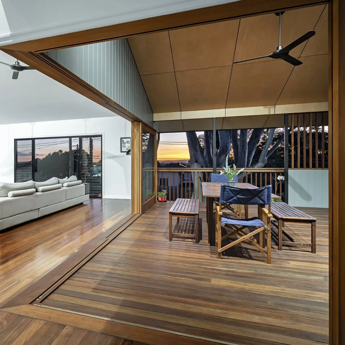 Bayside living, from the inside out.

This Manly extension, just around the corner from our studio, was designed so the living room and deck work as one space. Wide sliding doors fold the room open to the breeze. Warm timber floors carry through to t