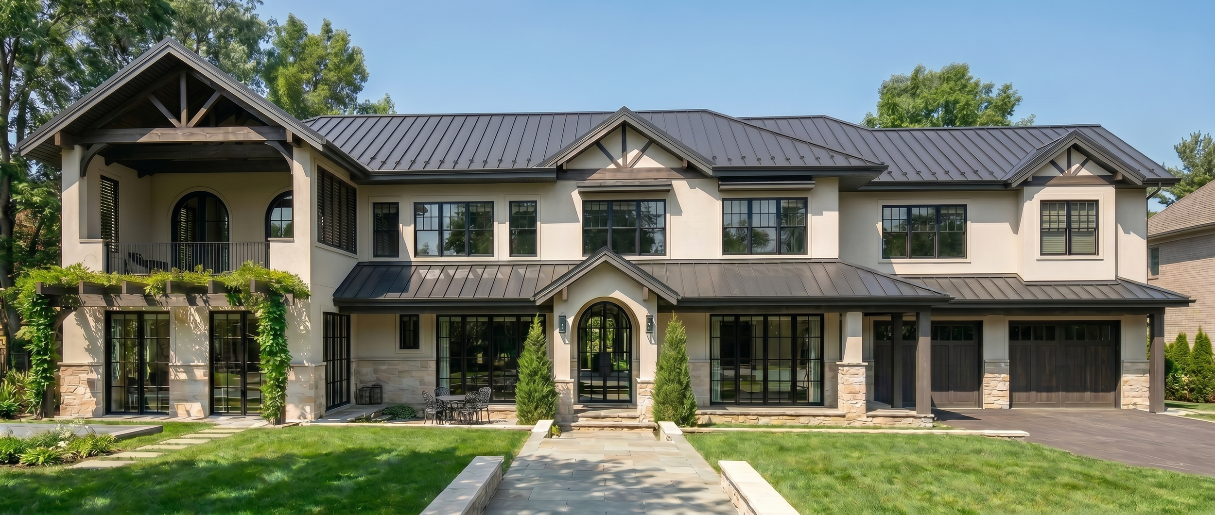 Timeless american farmhouse - warm stone cladding, rendered walls, rustic timber rafters