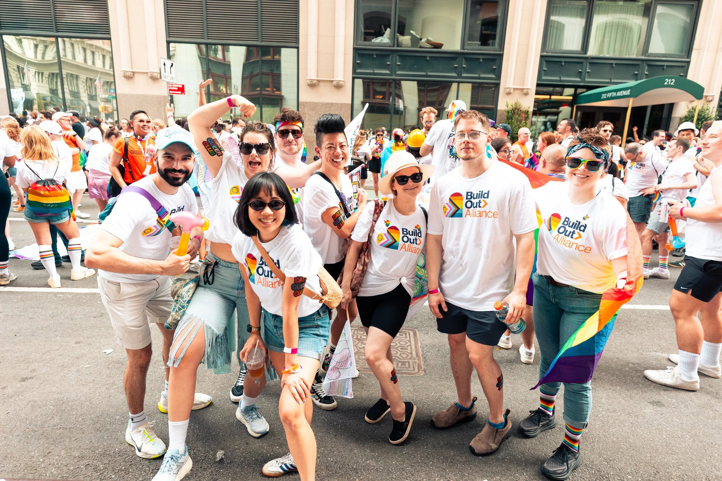Chicago: Volunteer at Pride Fest