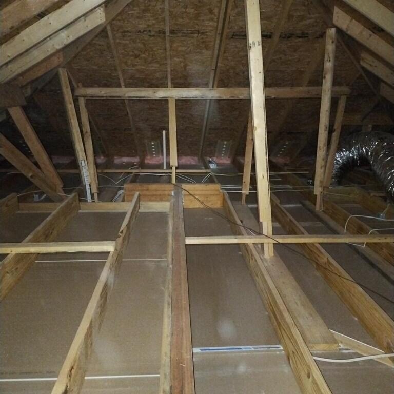 🏡✨ New Build Cellulose Attic Insulation ✨🌿

Swipe to see the after picture of our recent cellulose attic insulation install! 

Before:
➡️ The attic was yet to be insulated

After:
➡️ Completed cellulose insulation install in the attic.

The benefit