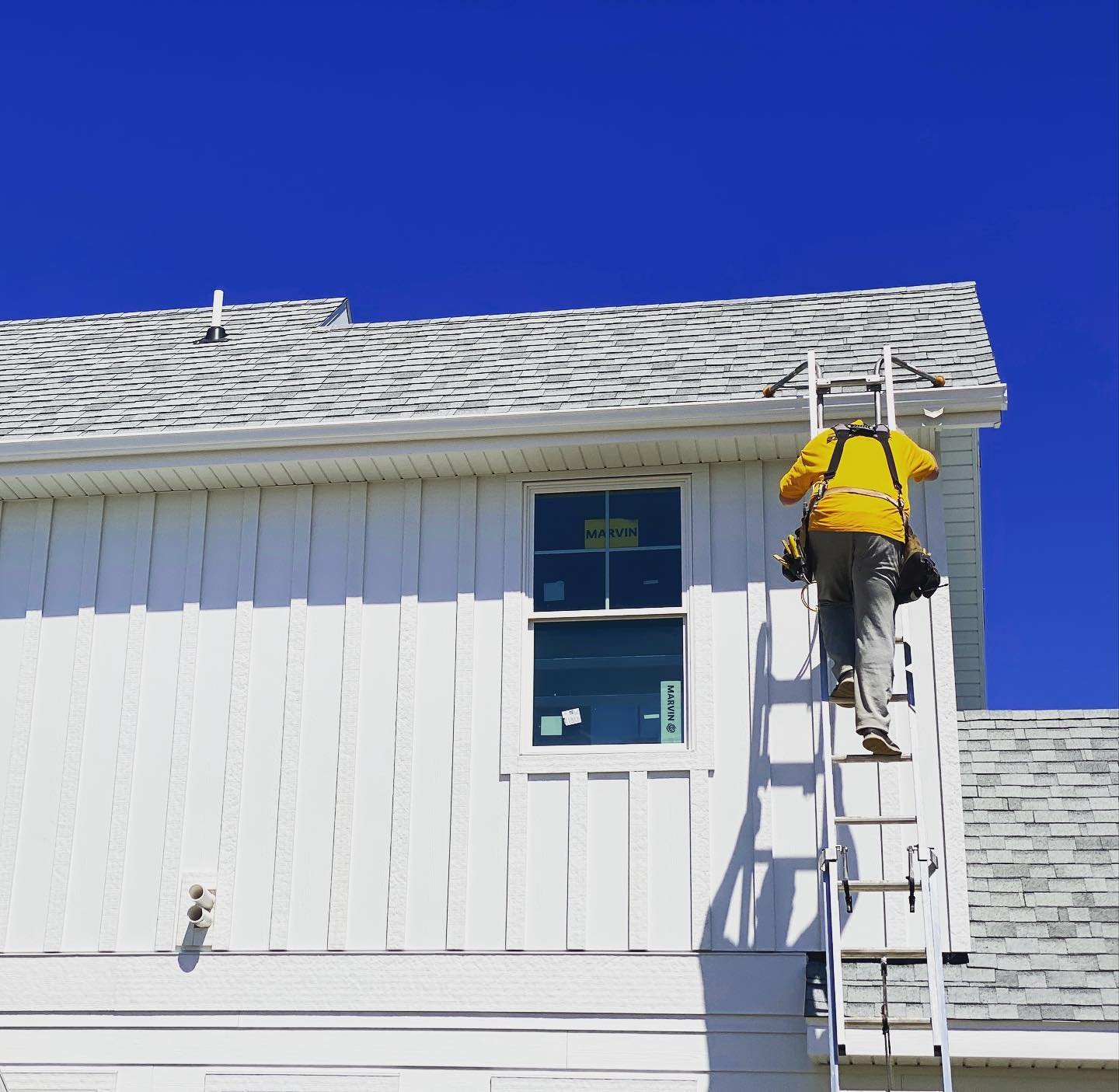 In need of gutter services? We do that, too!

With a variety of colors, sizes and profiles, we're sure to have a gutter option that fits the look and feel of your home. Get started with a free estimate by visiting our website at the link in our bio!
