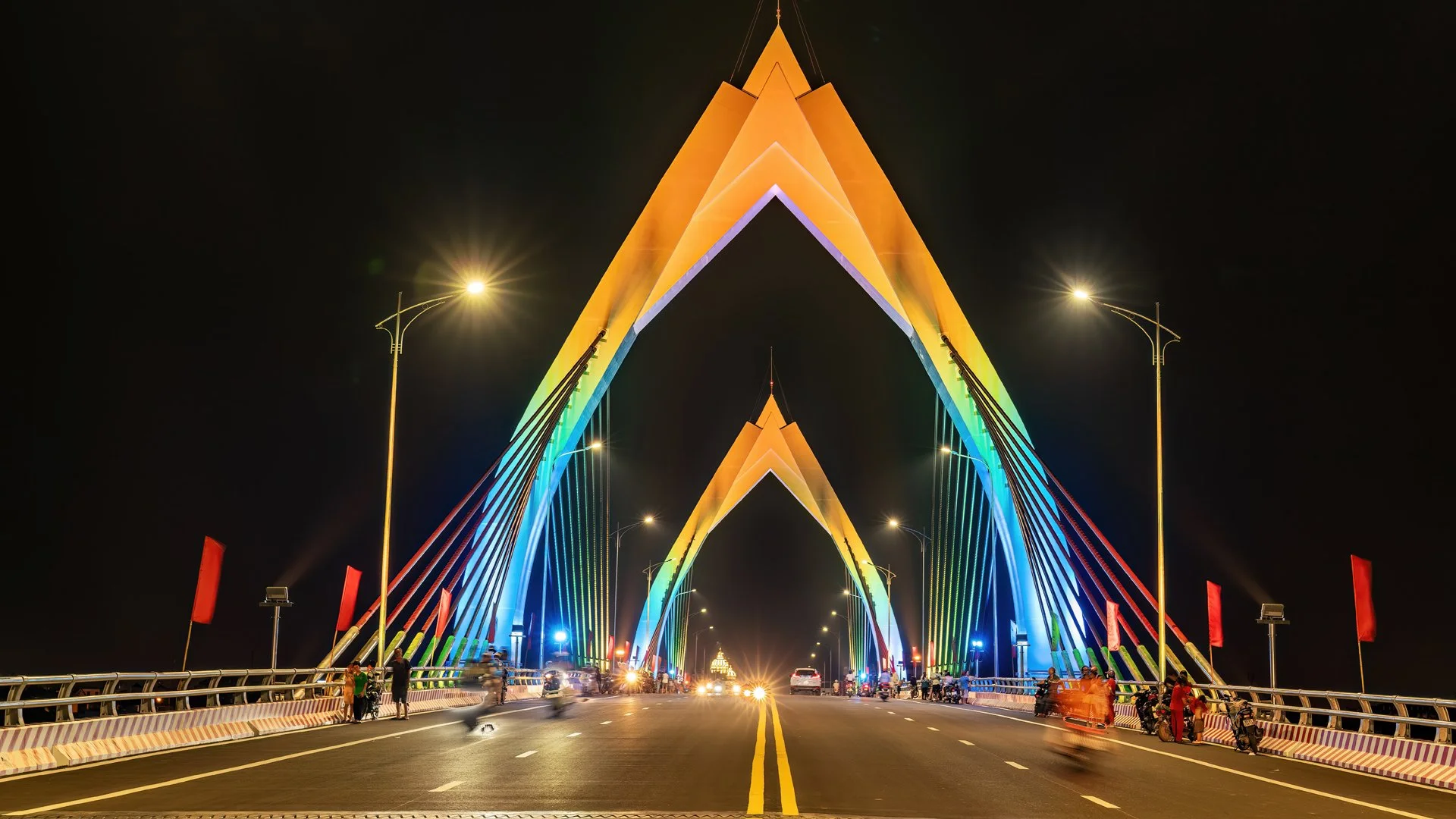 Thien Truong Bridge, Vietnam.jpg