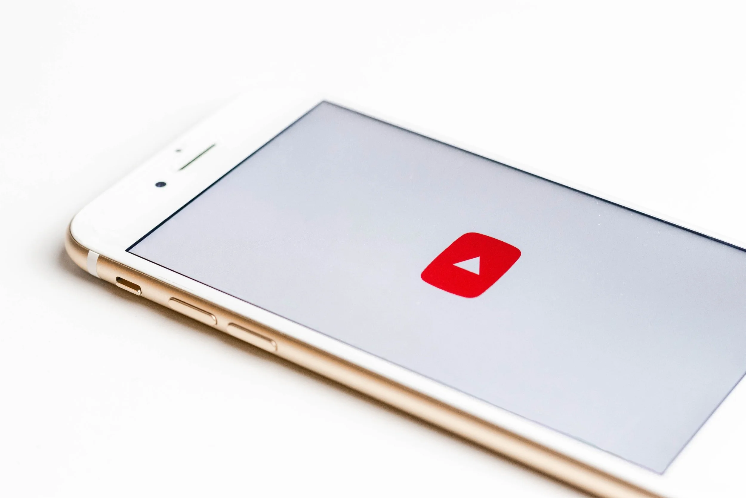 Are you investing in video in 2022? If not, here's why you're behind. 