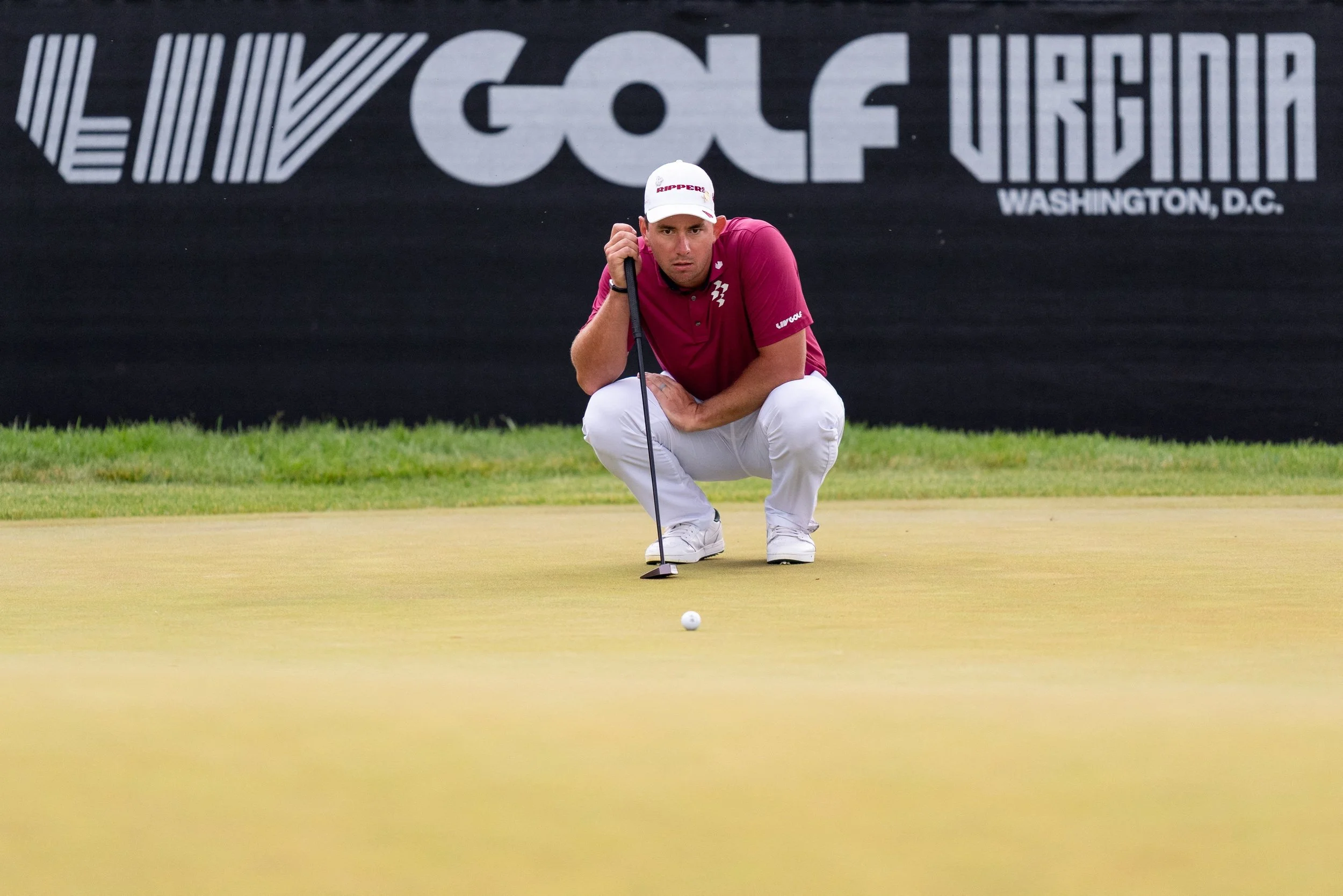 What does the PIF’s withdrawal from LIV Golf say about its investment strategy?