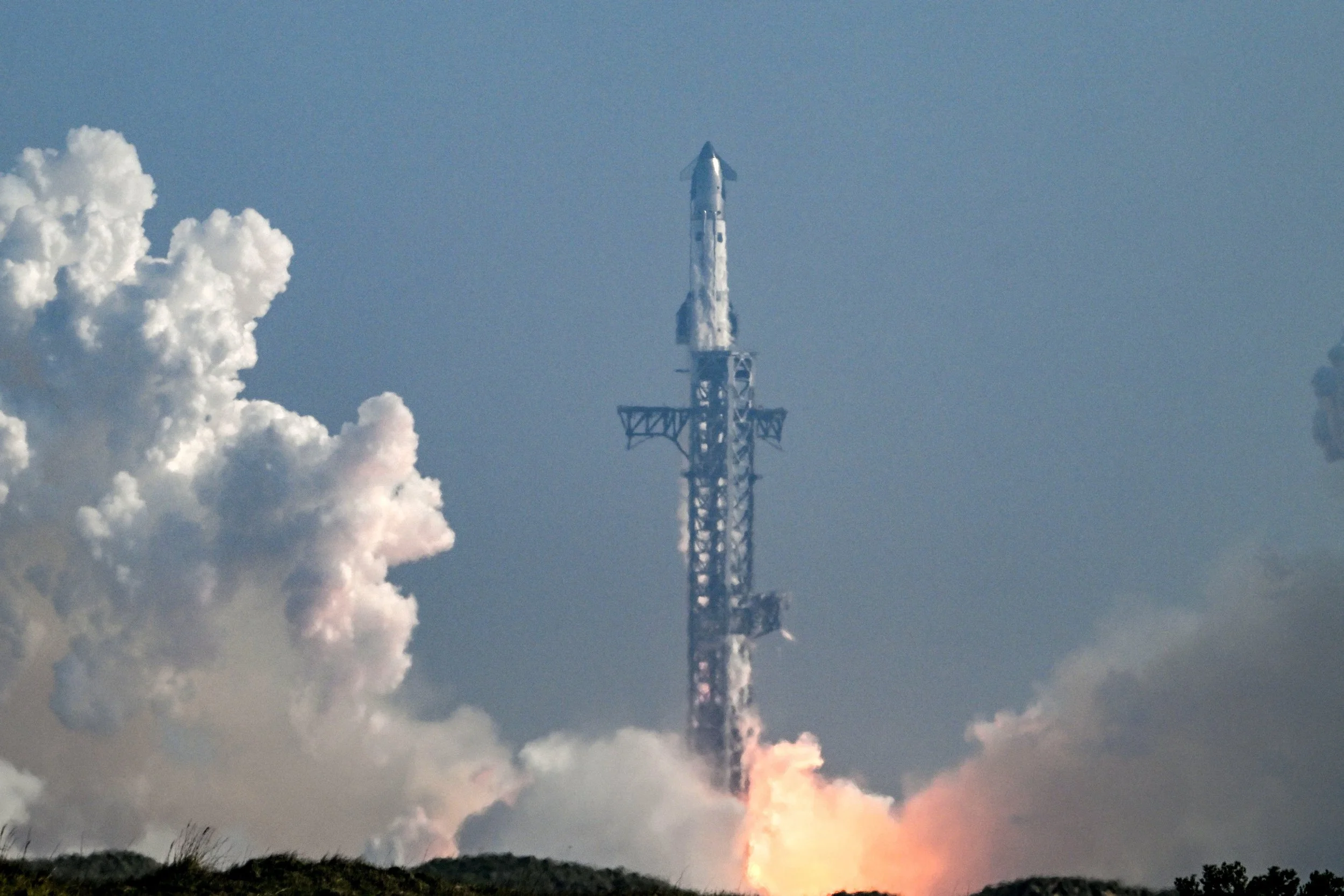 Pension funds object to SpaceX governance ahead of blockbuster IPO
