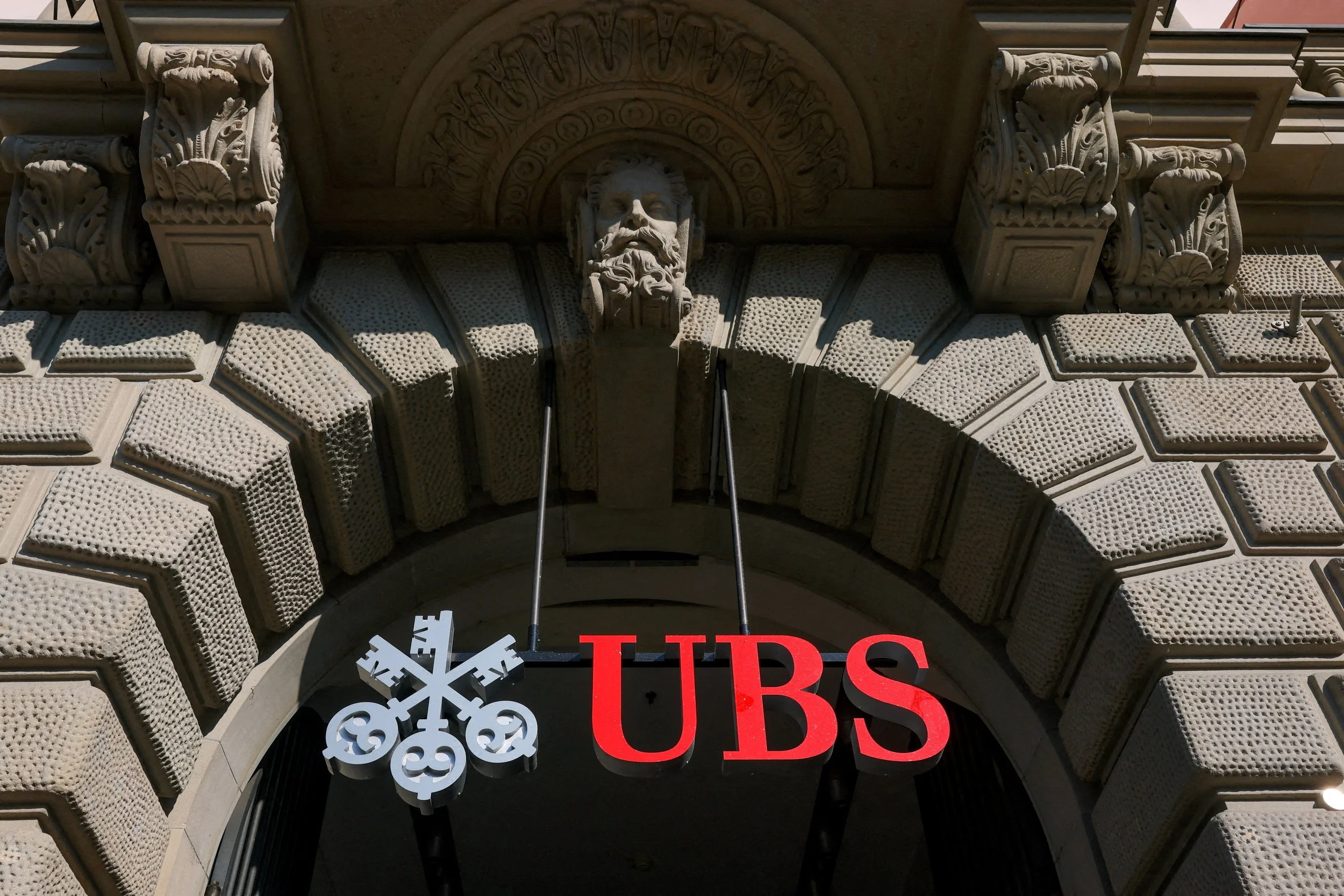 What, if anything, can we learn from banks’ family office reports?