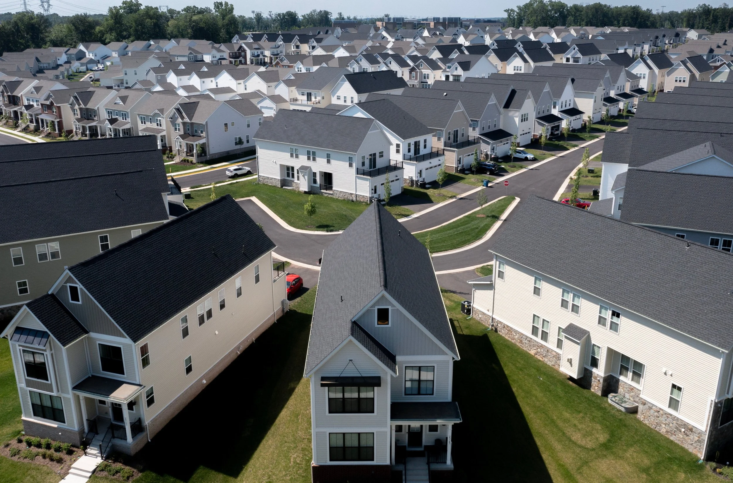 Single-family homes in a residential neighborhood in Virginia, USA