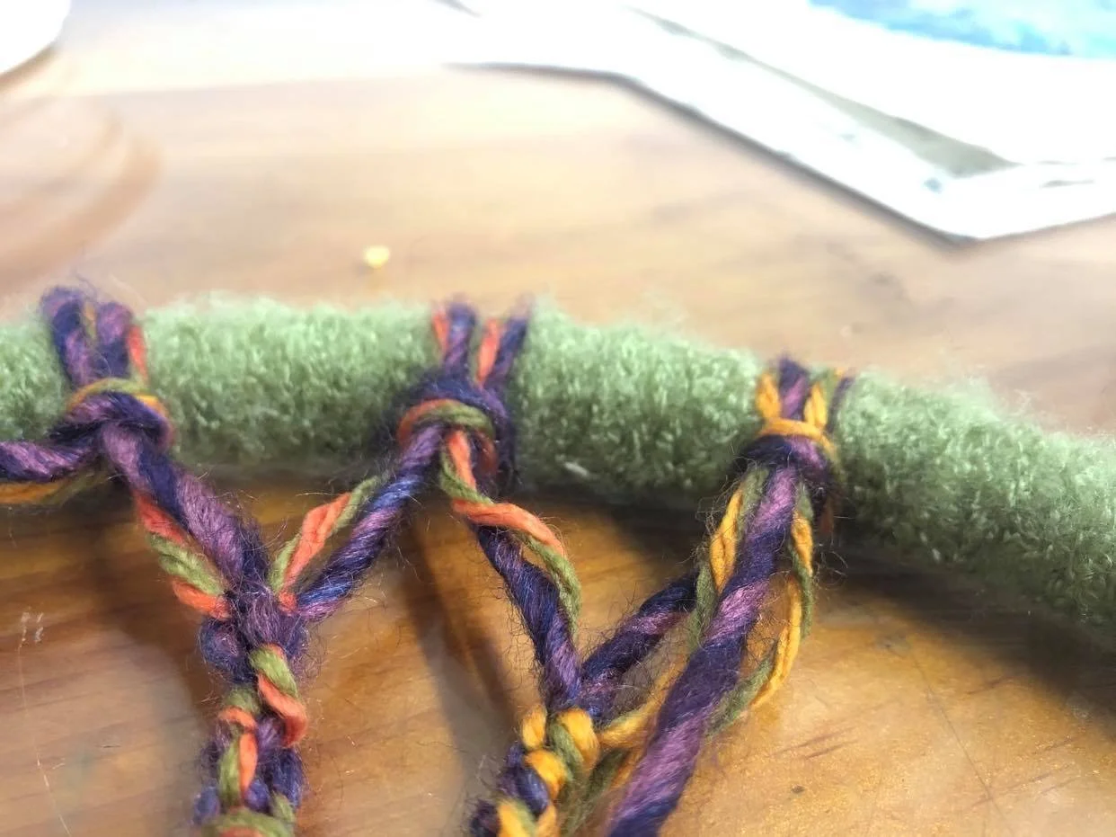 circle loom macrame.jpg