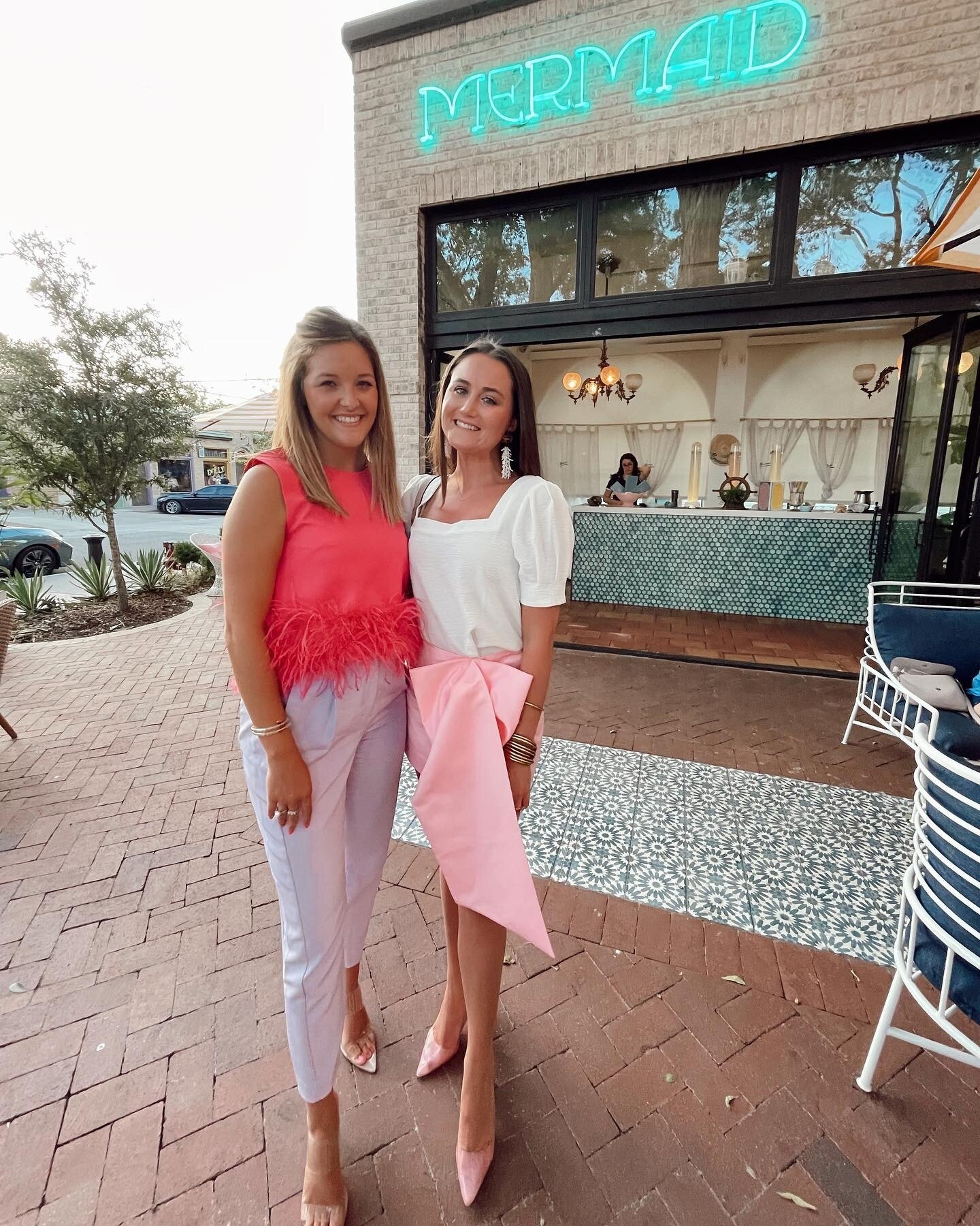 Spotted: mermaids on our patio 🧜&zwj;♀️ 🧜&zwj;♀️⁠
⁠
⁠
📷 @mckensiethedesigner