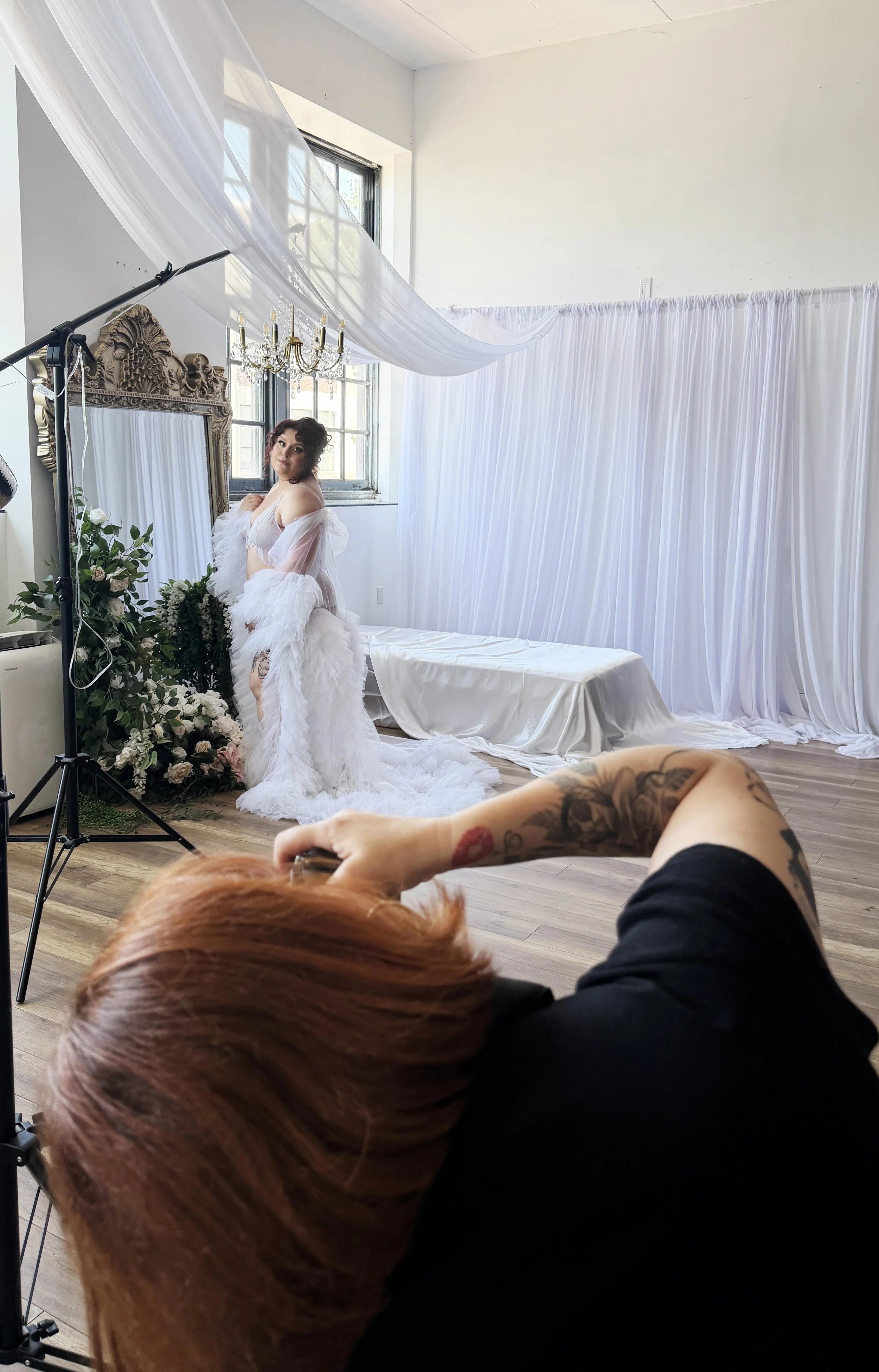 behind the scenes - montreal boudoir.JPG