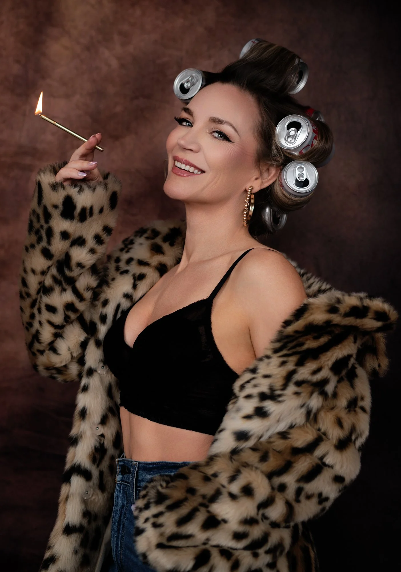 Birthday Boudoir Photoshoots in Montréal: Celebrate Yourself with Cake, Confidence, and Playful Luxury